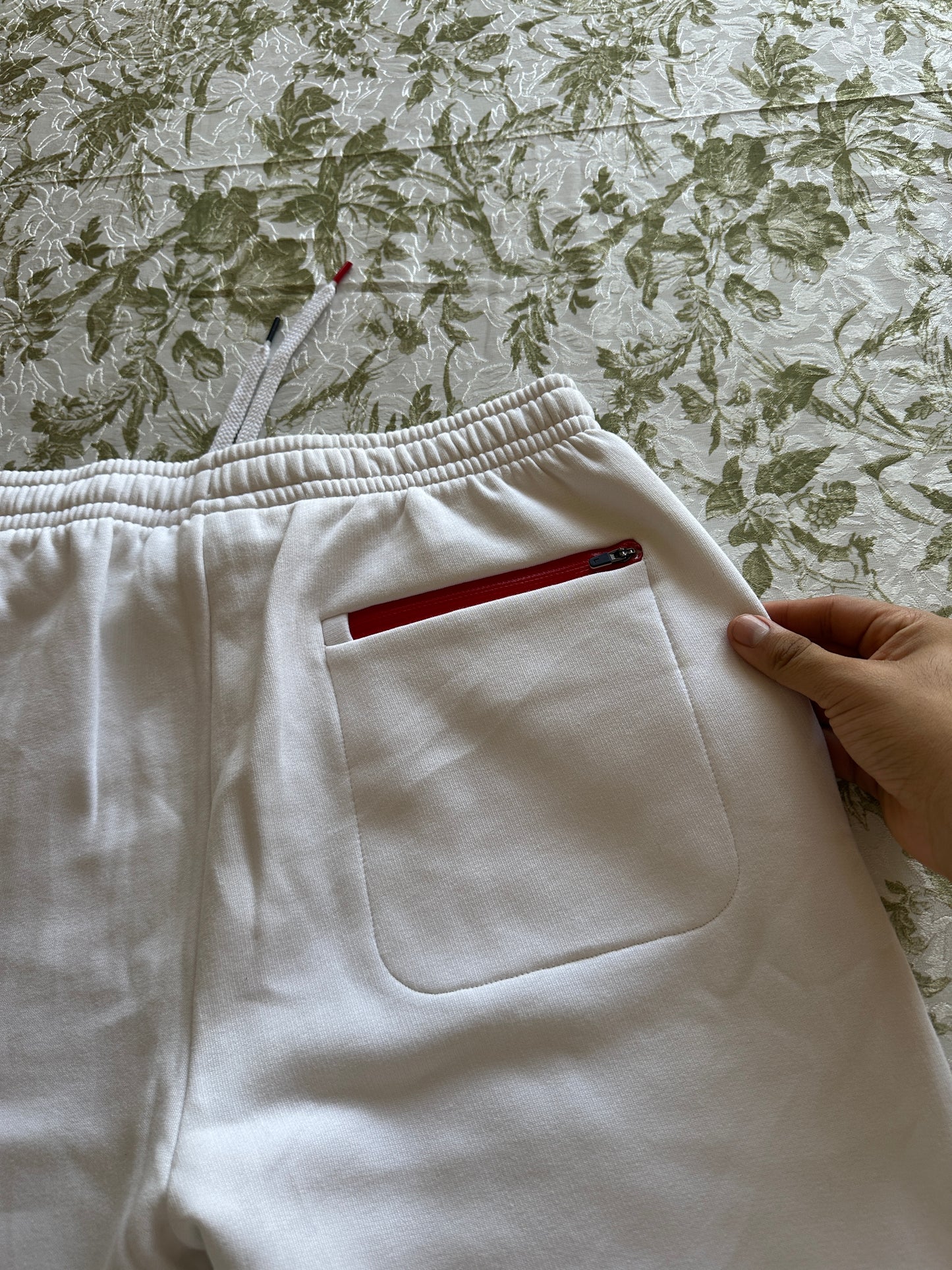 Lacoste - L