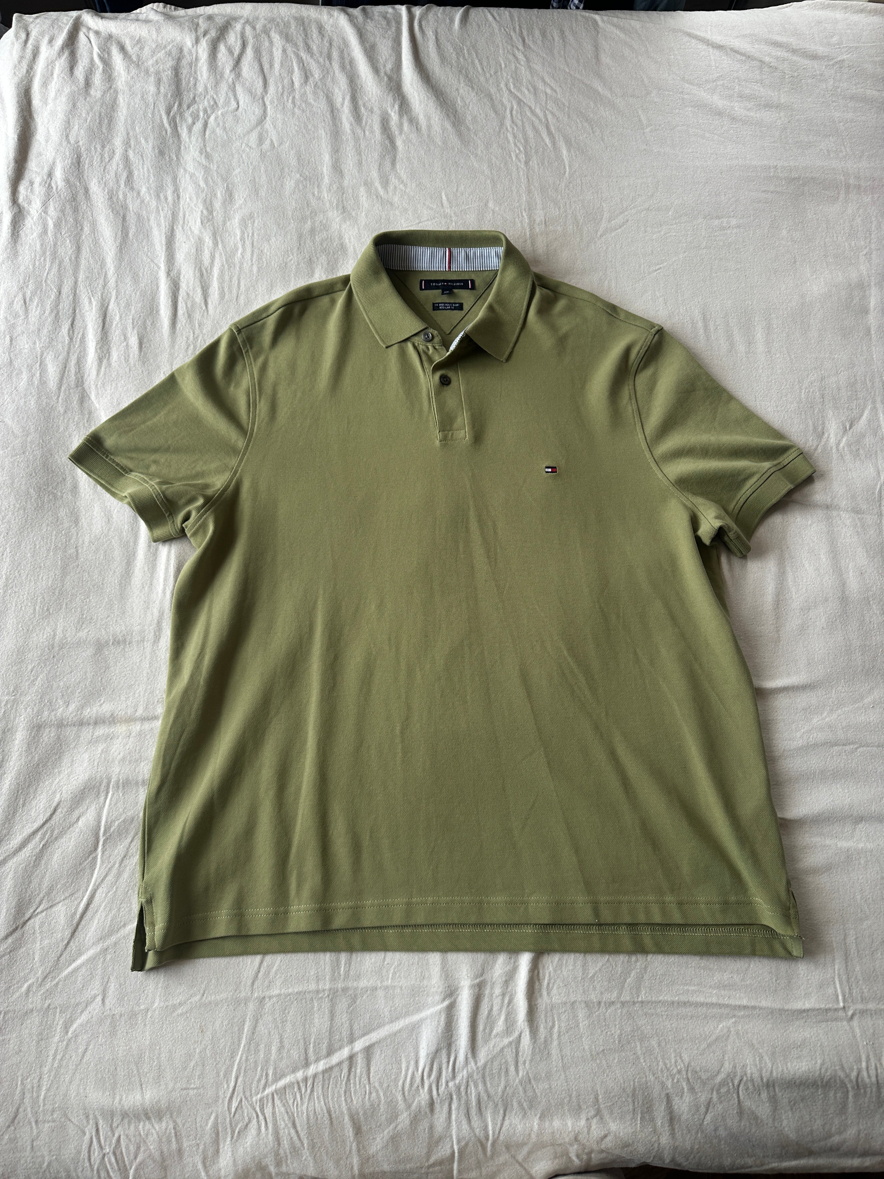 1. Tommy Hilfiger — Camisero Verde, Talla XXL
