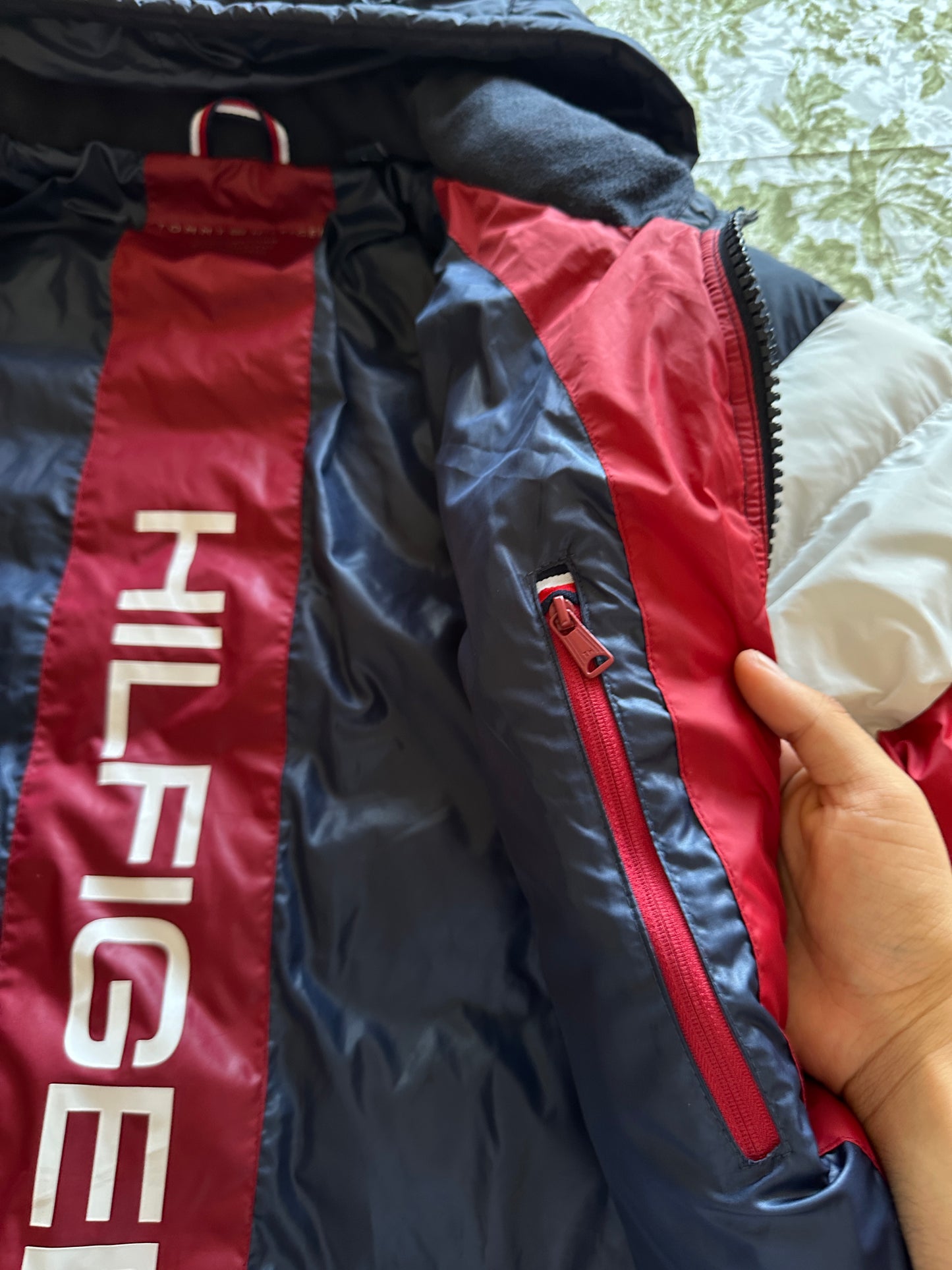 Tommy Hilfiger - L