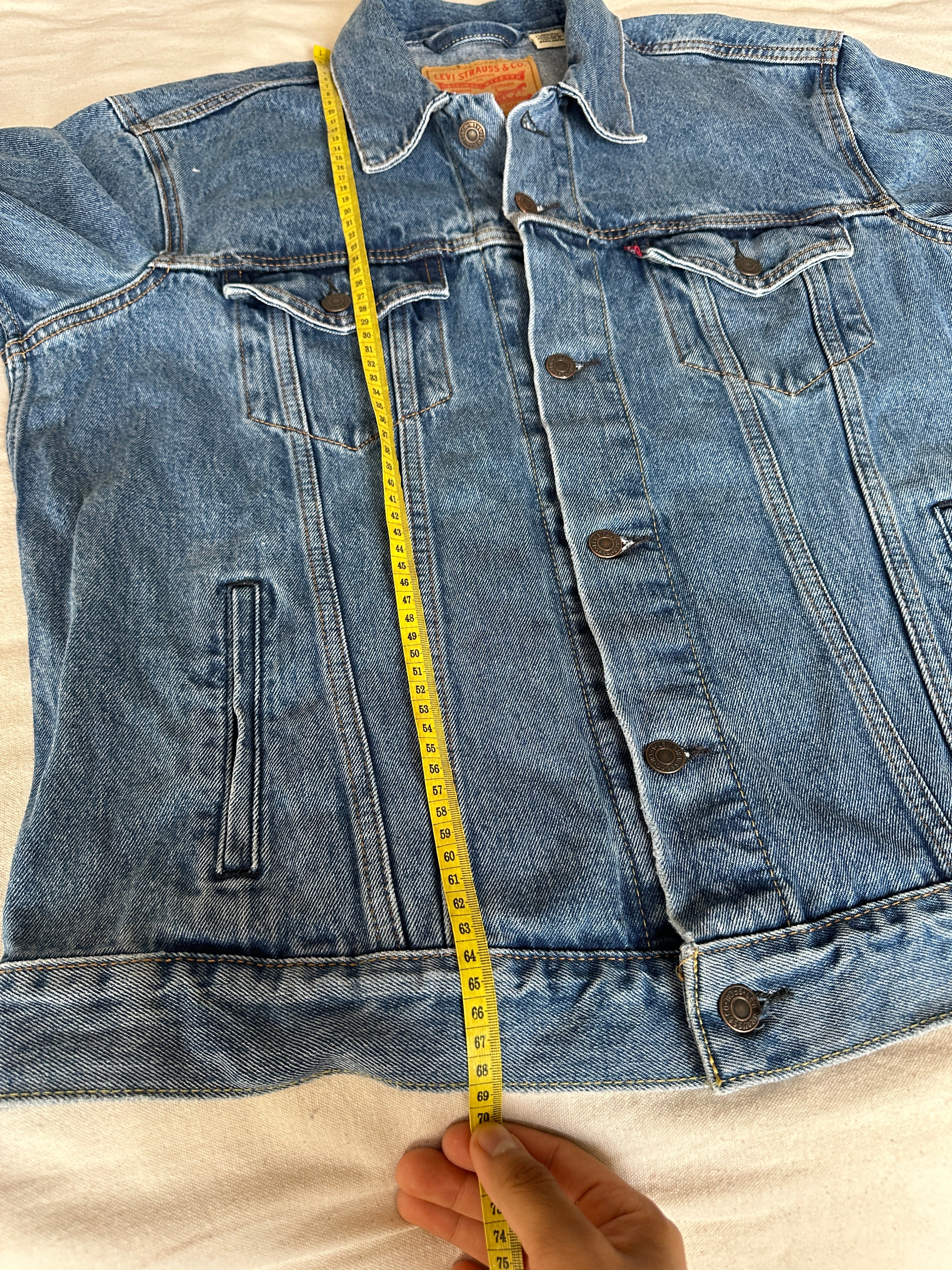 Levi’s — Talla L
