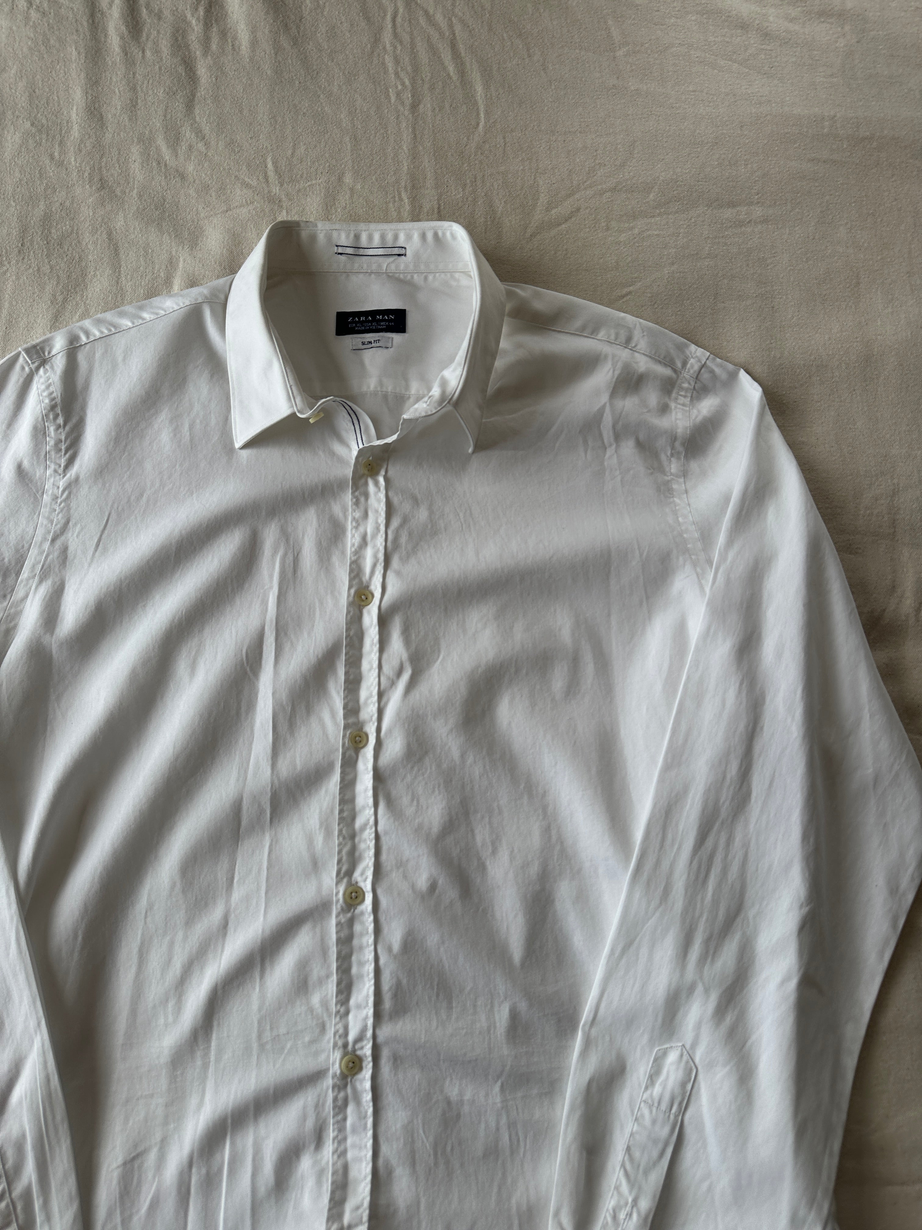 Zara — Camisa Blanca, Talla XL