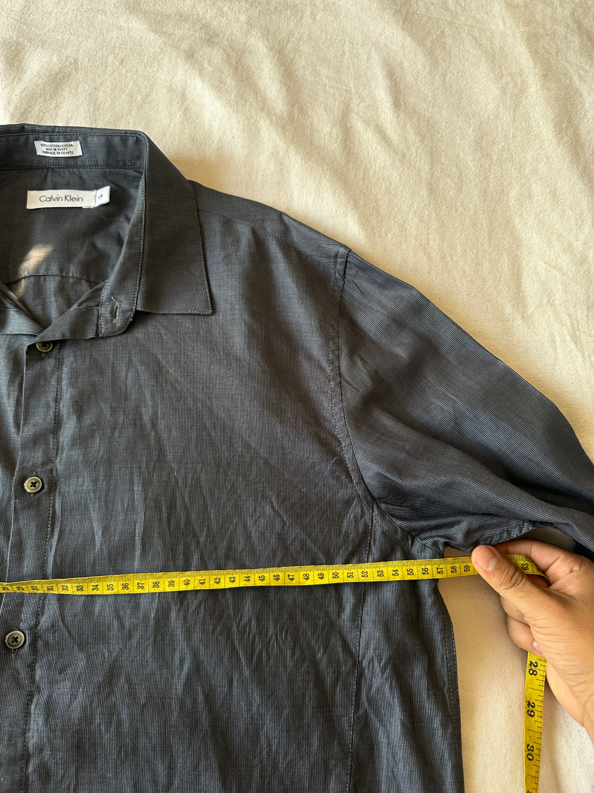 Calvin Klein — Camisa, Talla L