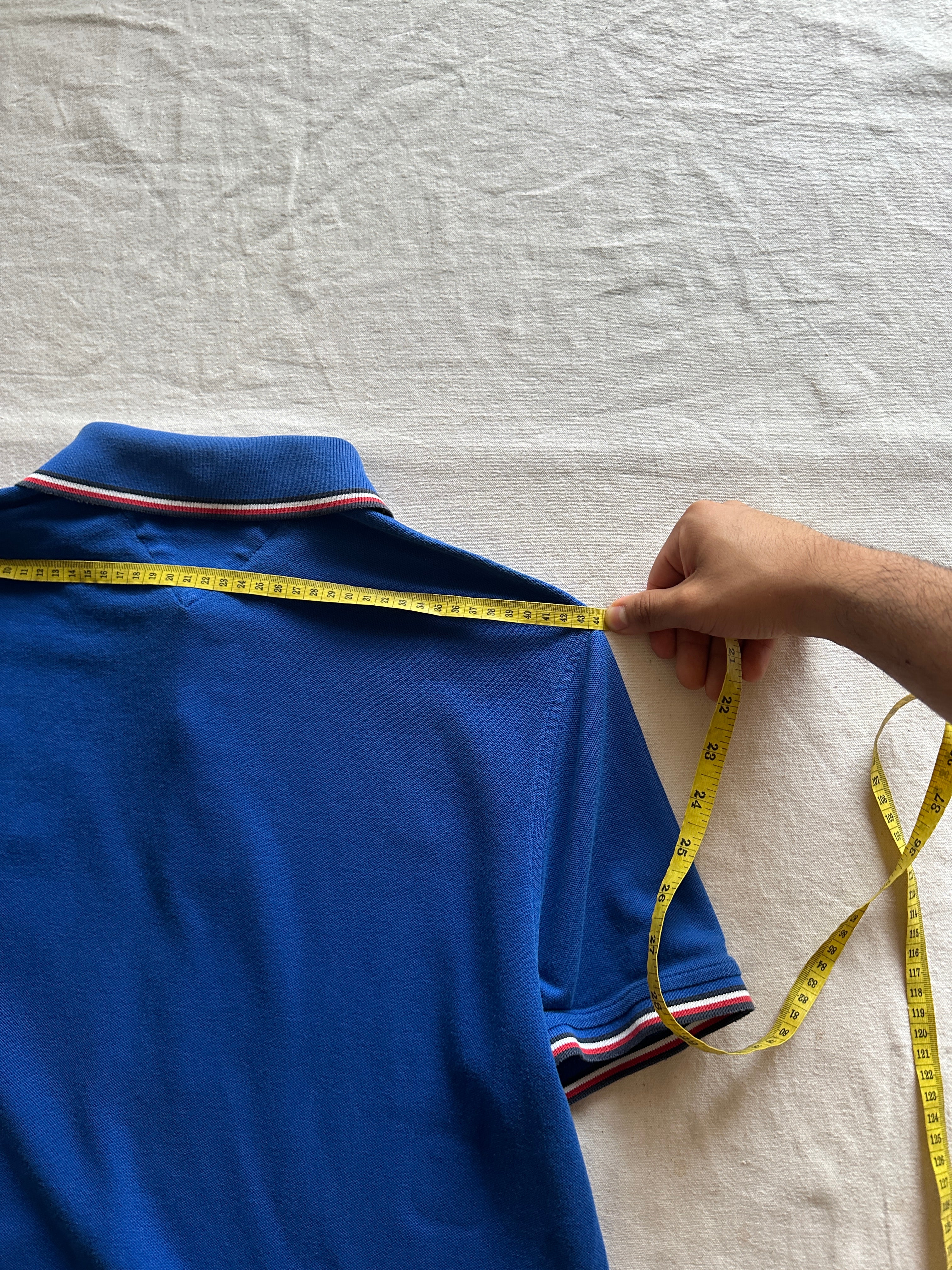 1. Tommy Hilfiger — Camisero Azul, Talla L