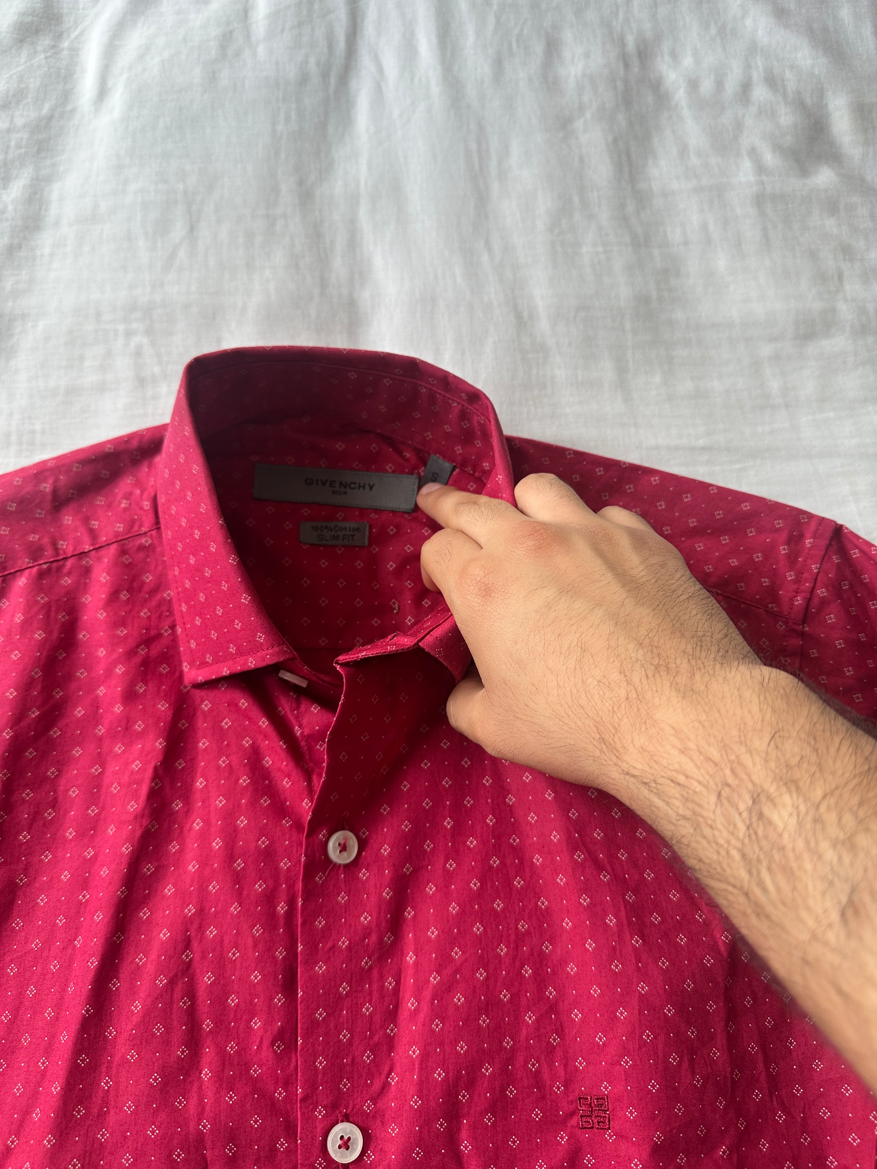 Givenchy — Camisa Roja, Talla S