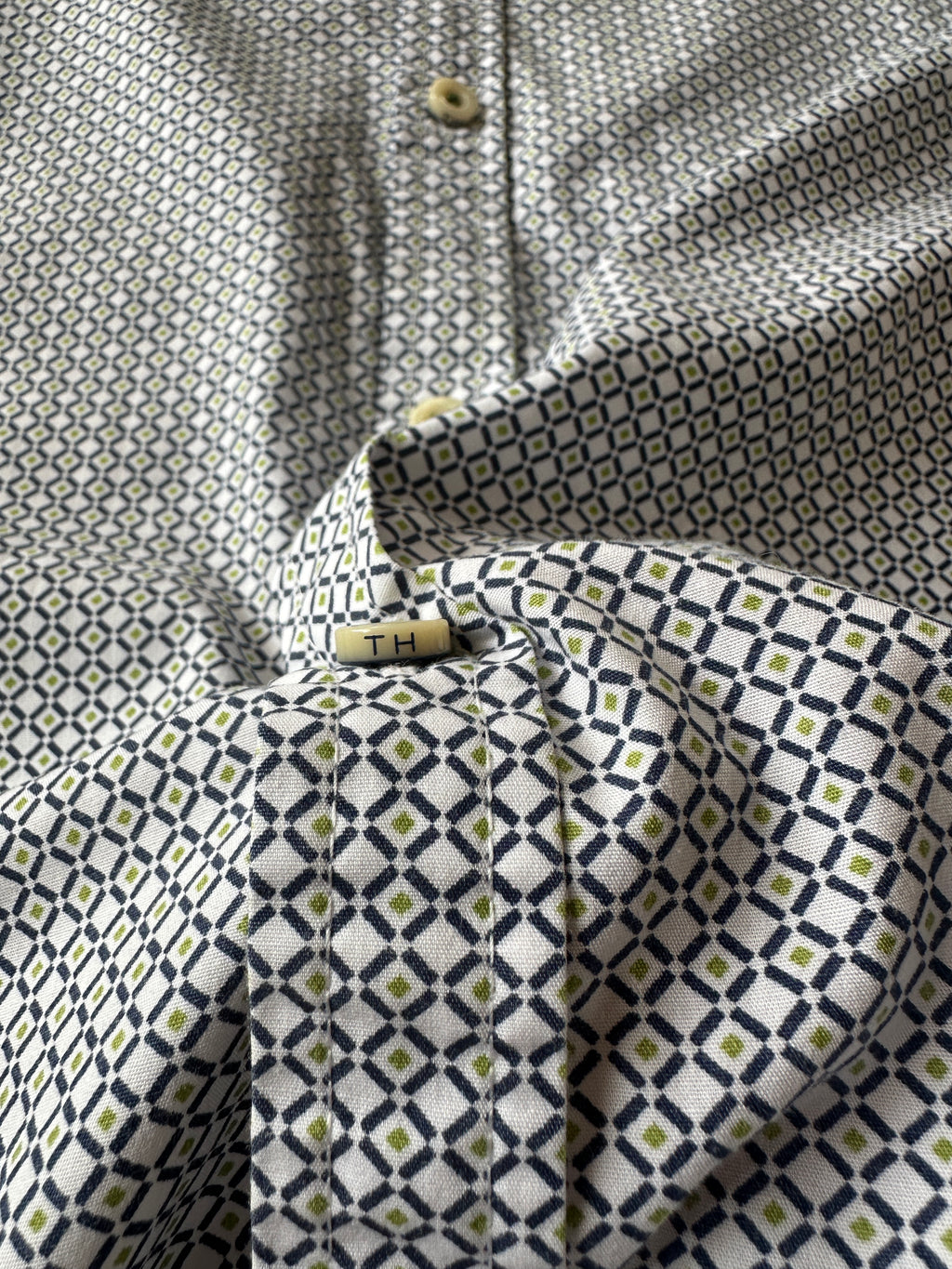 1. Tommy Hilfiger — Camisa, Talla L