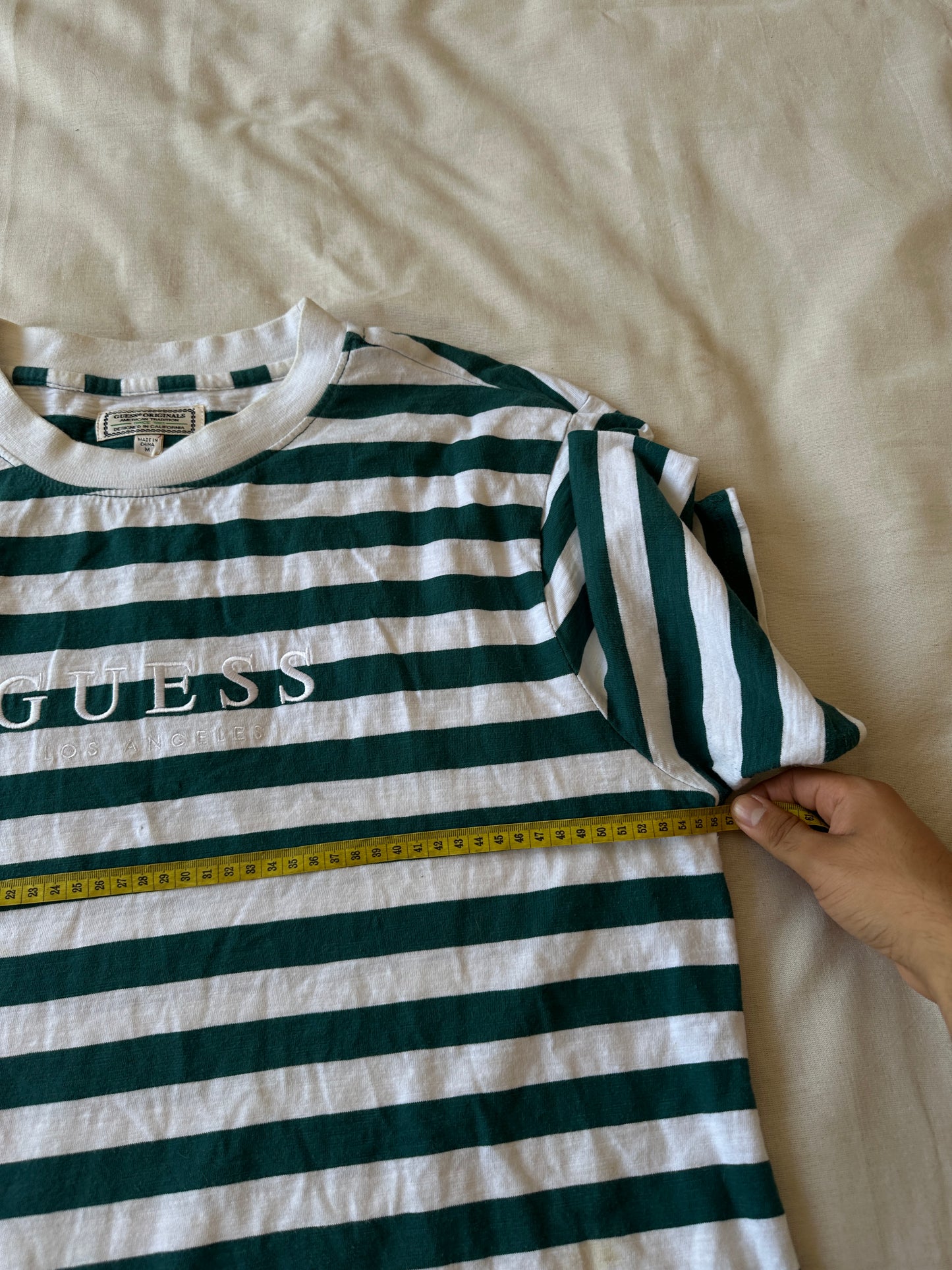 Guess - M