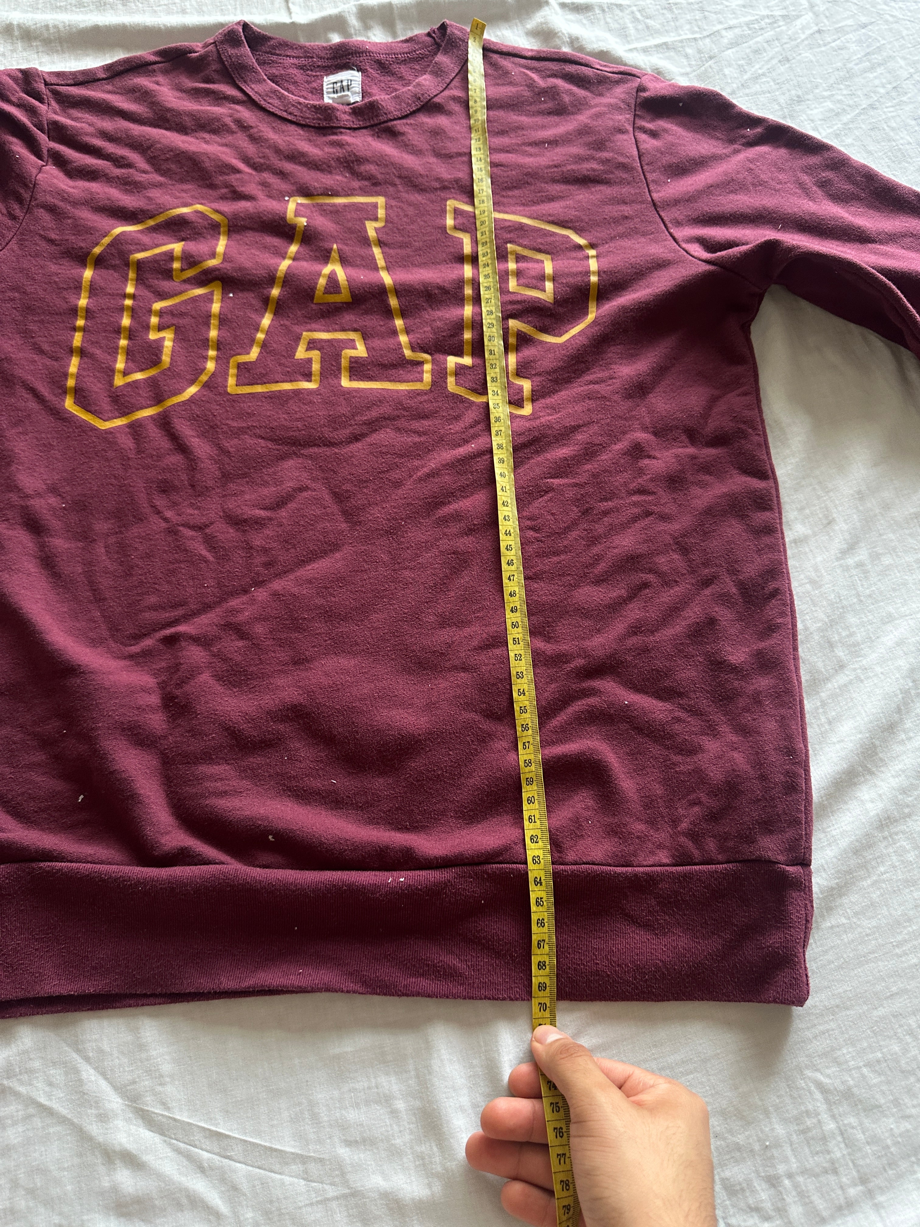 GAP — Crewneck Guinda, Talla M