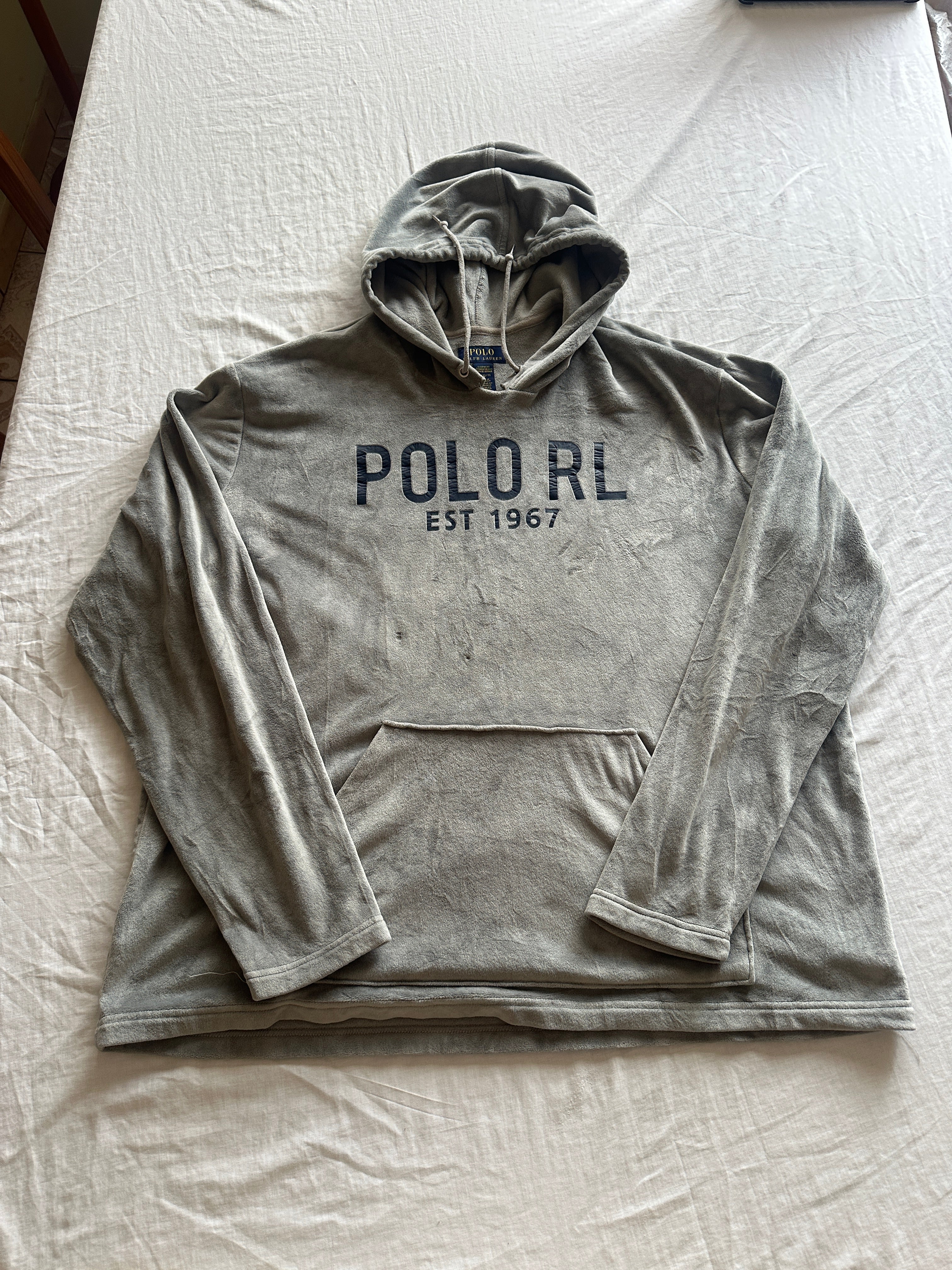 1. Ralph Lauren — Hoodie Polar, Talla L