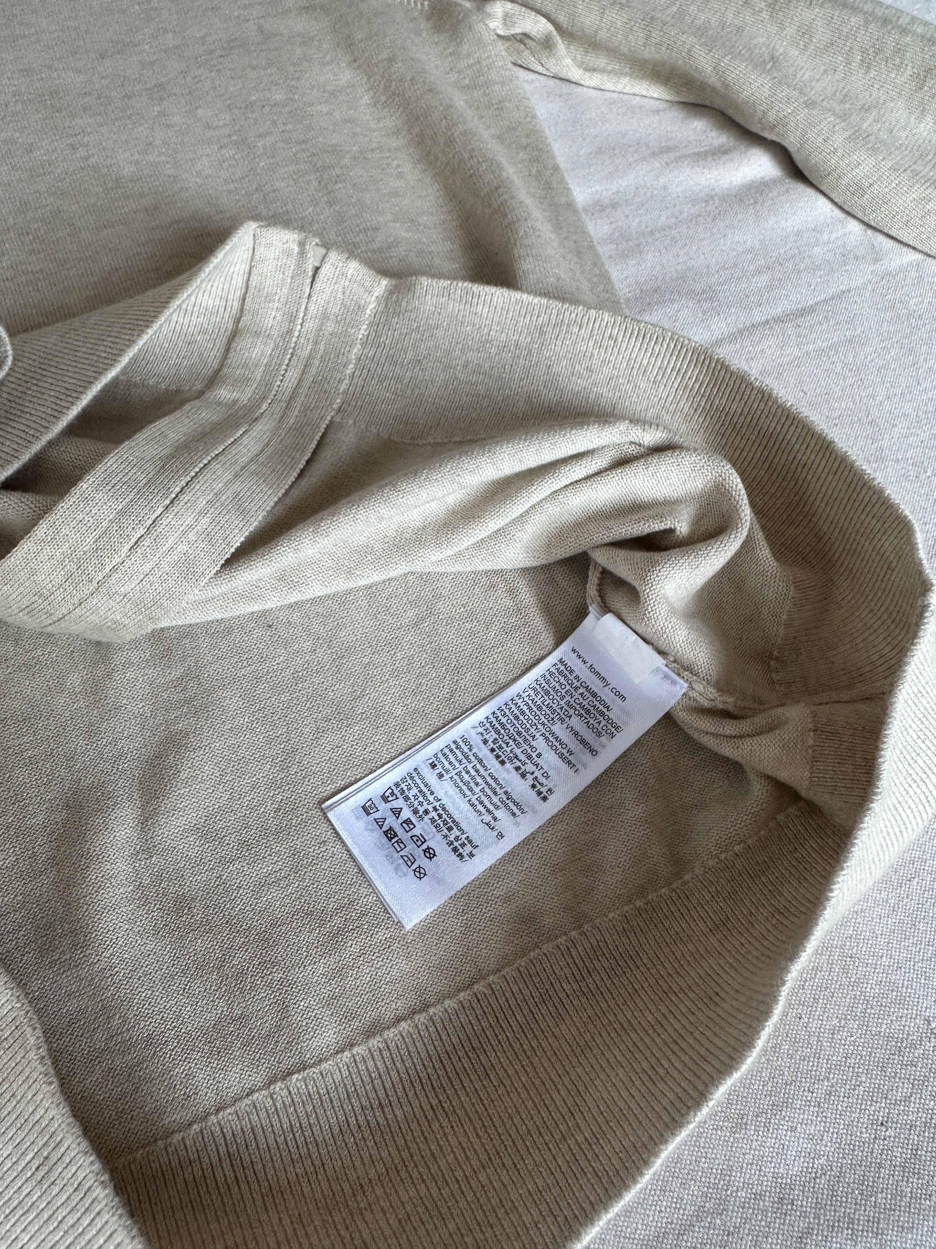 Tommy Hilfiger — Talla M