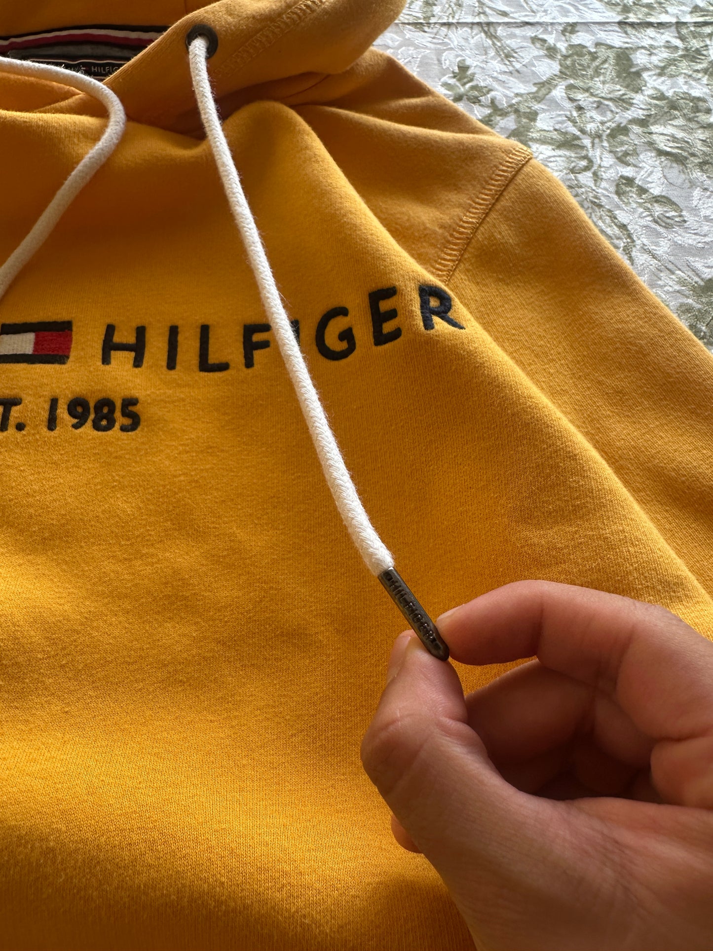 Tommy Hilfiger - L