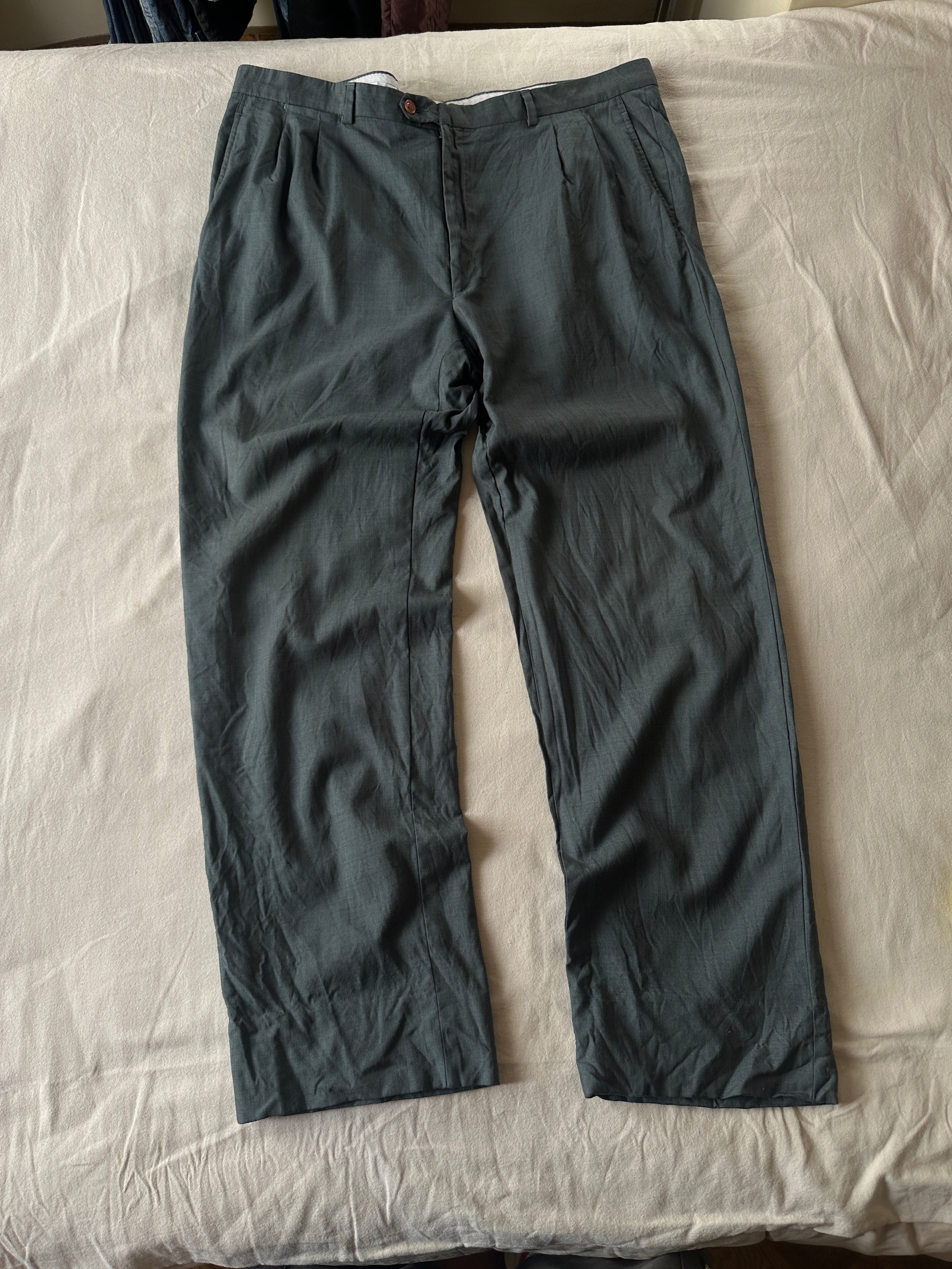 Givenchy — Terno, Talla XL