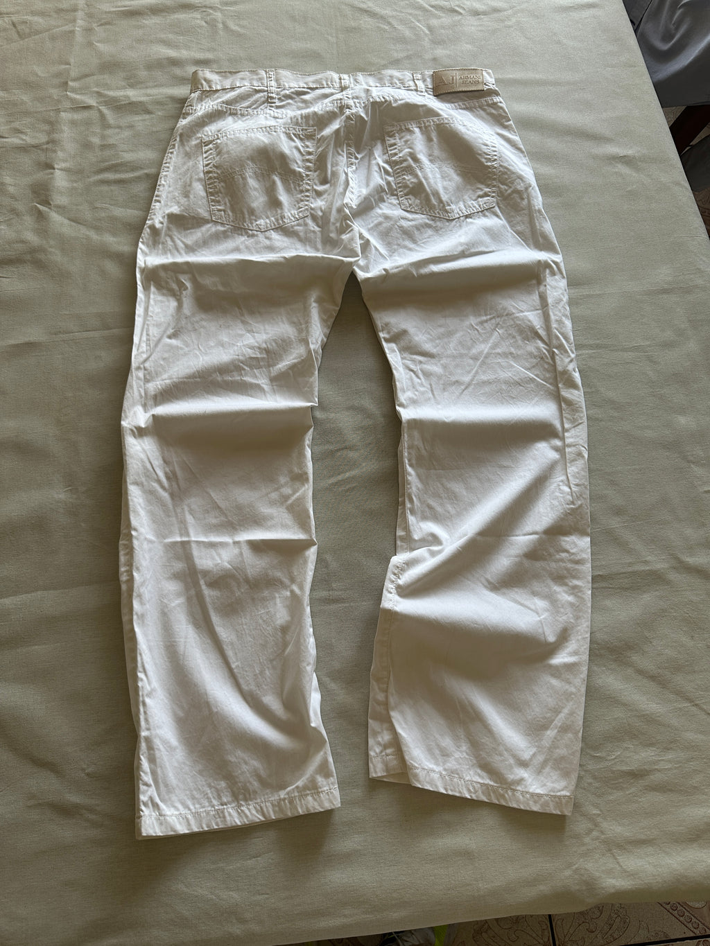 Armani Exchange — Pantalón Blanco, Talla 36