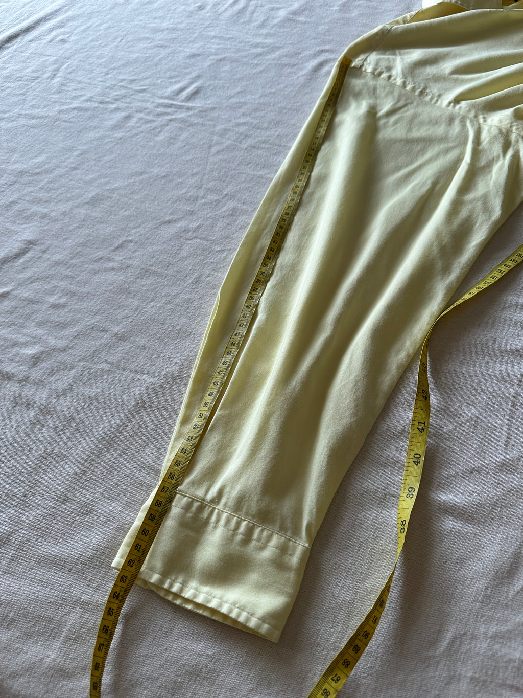 1. Ralph Lauren — Camisa Amarilla, Talla XL