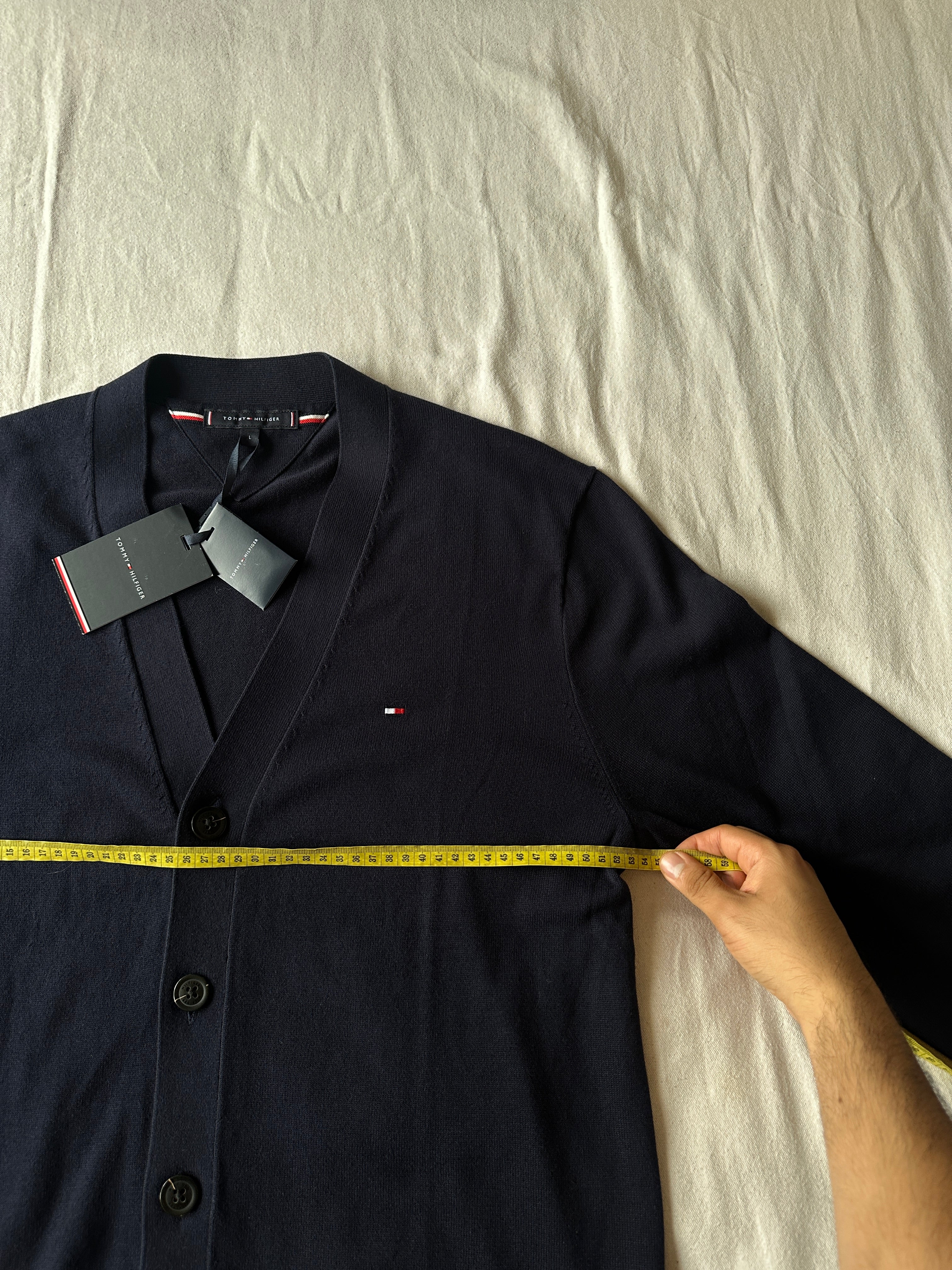 Tommy Hilfiger — Talla L