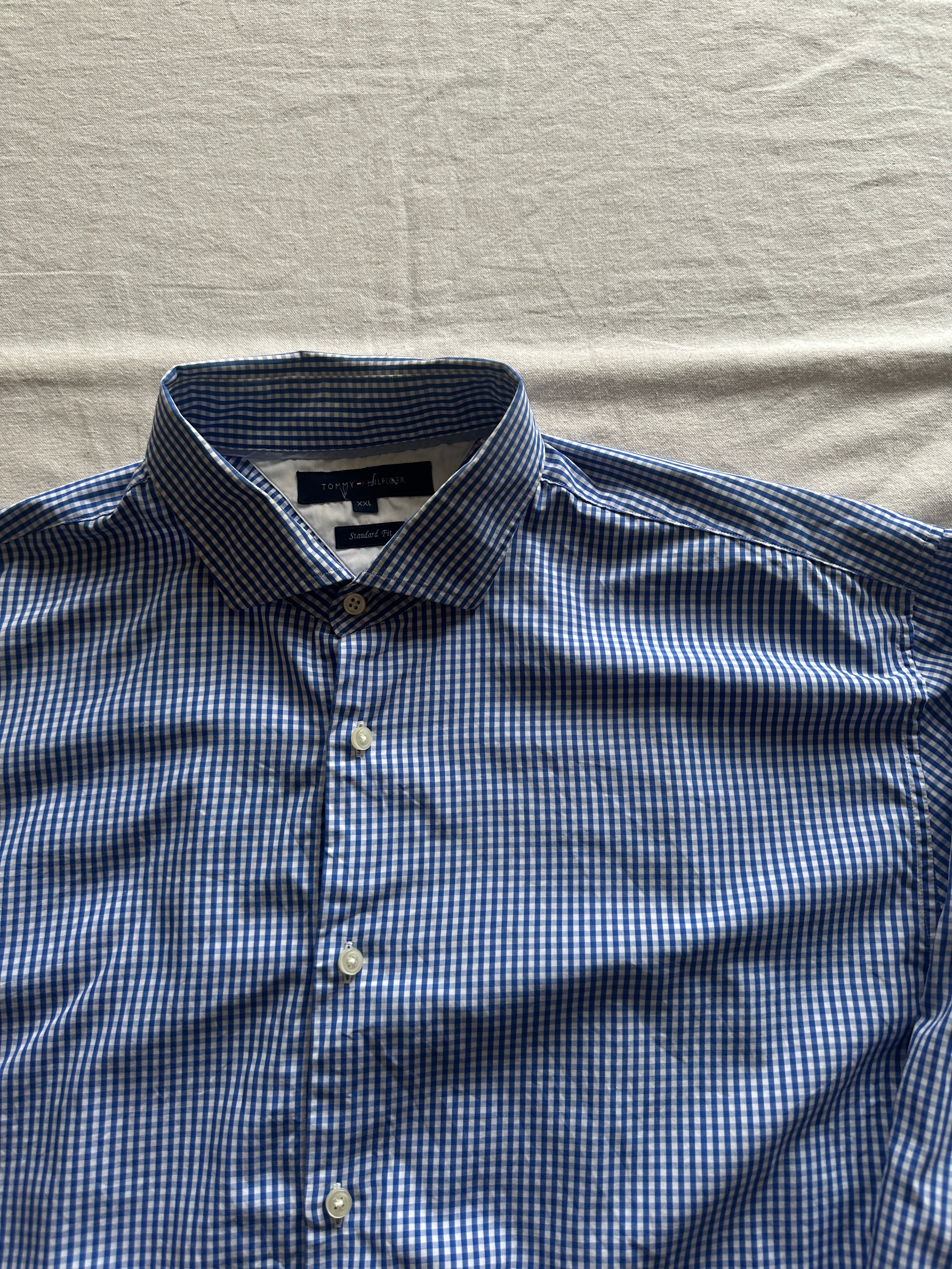 1. Tommy Hilfiger — Camisa Cuadros Pequeños, Talla XXL