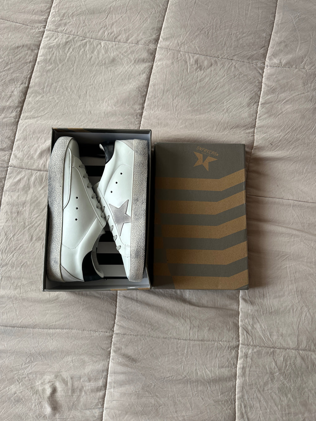 Golden Goose — Exclusive Sneakers, Talla 41