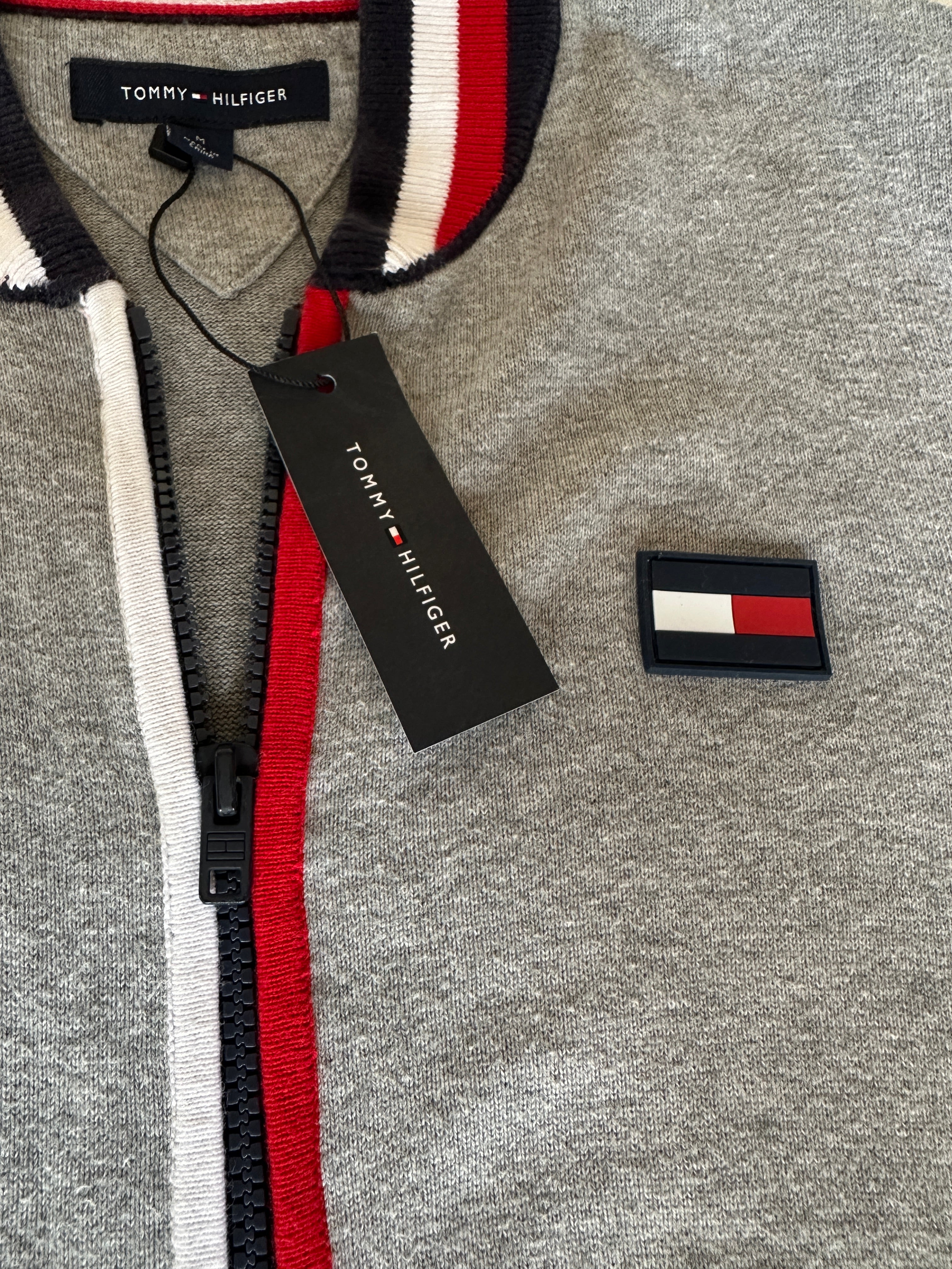 Tommy Hilfiger — Talla M