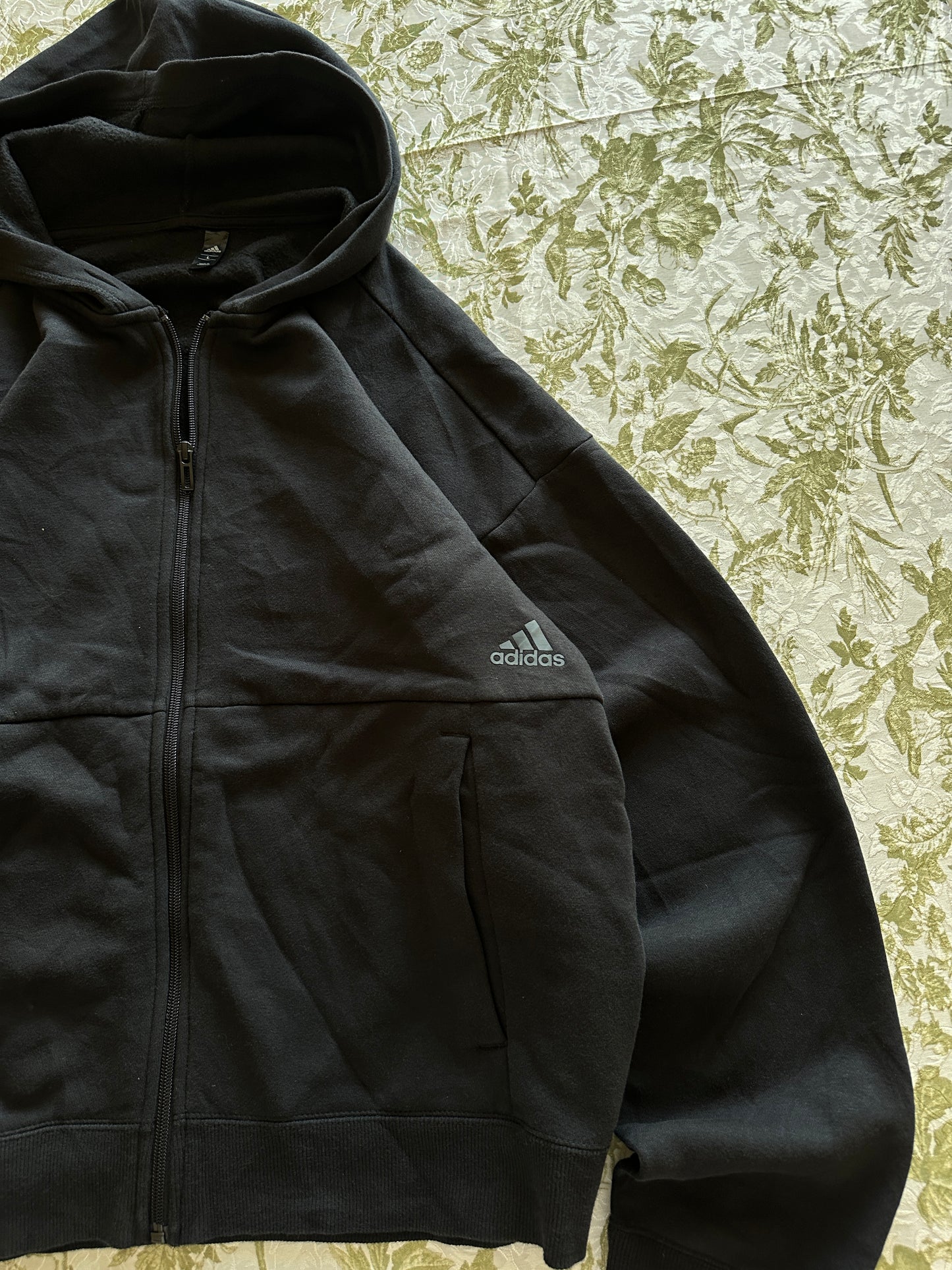Adidas - L