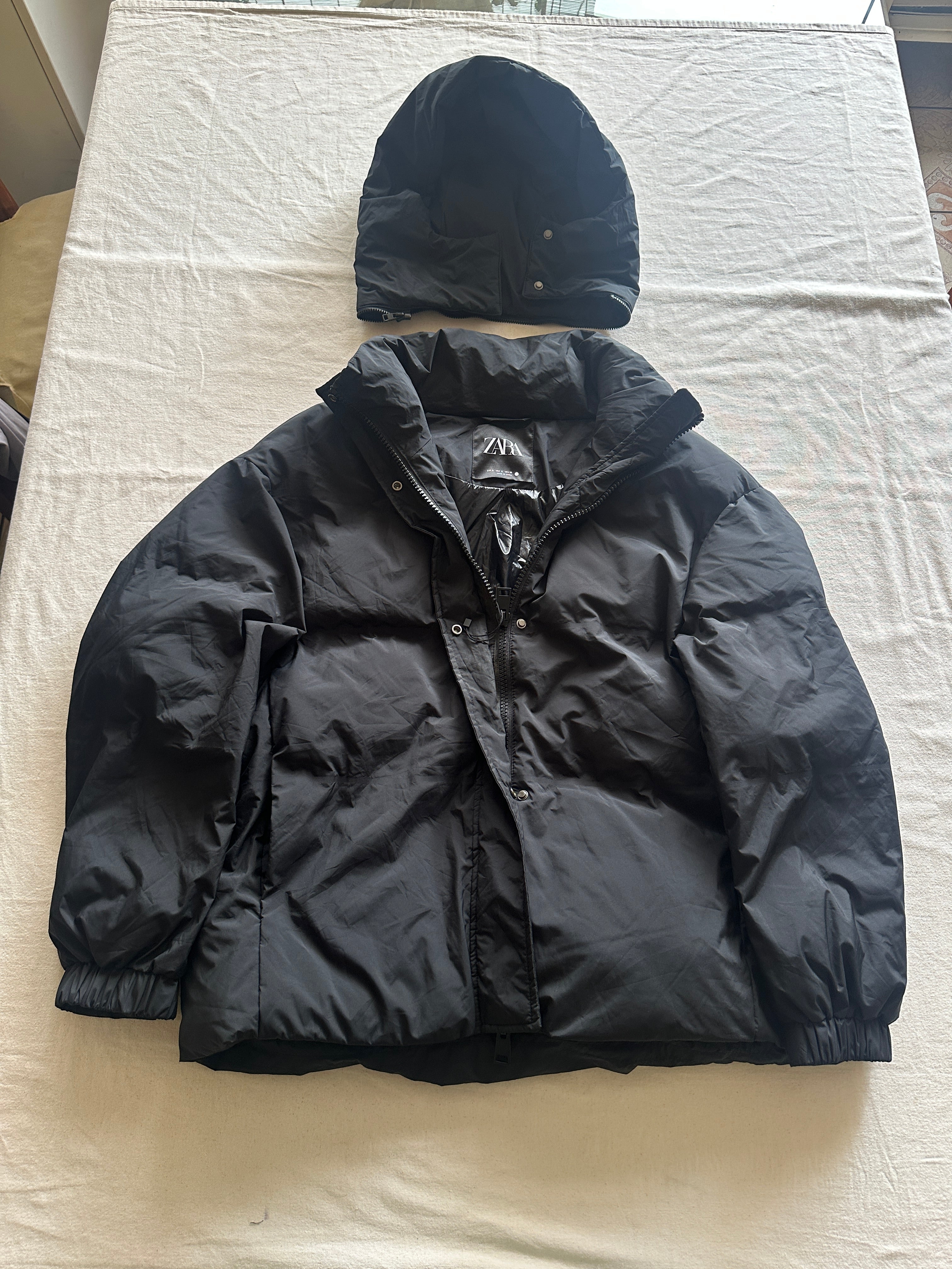 Zara — Puffer Jacket Plumas, Talla S
