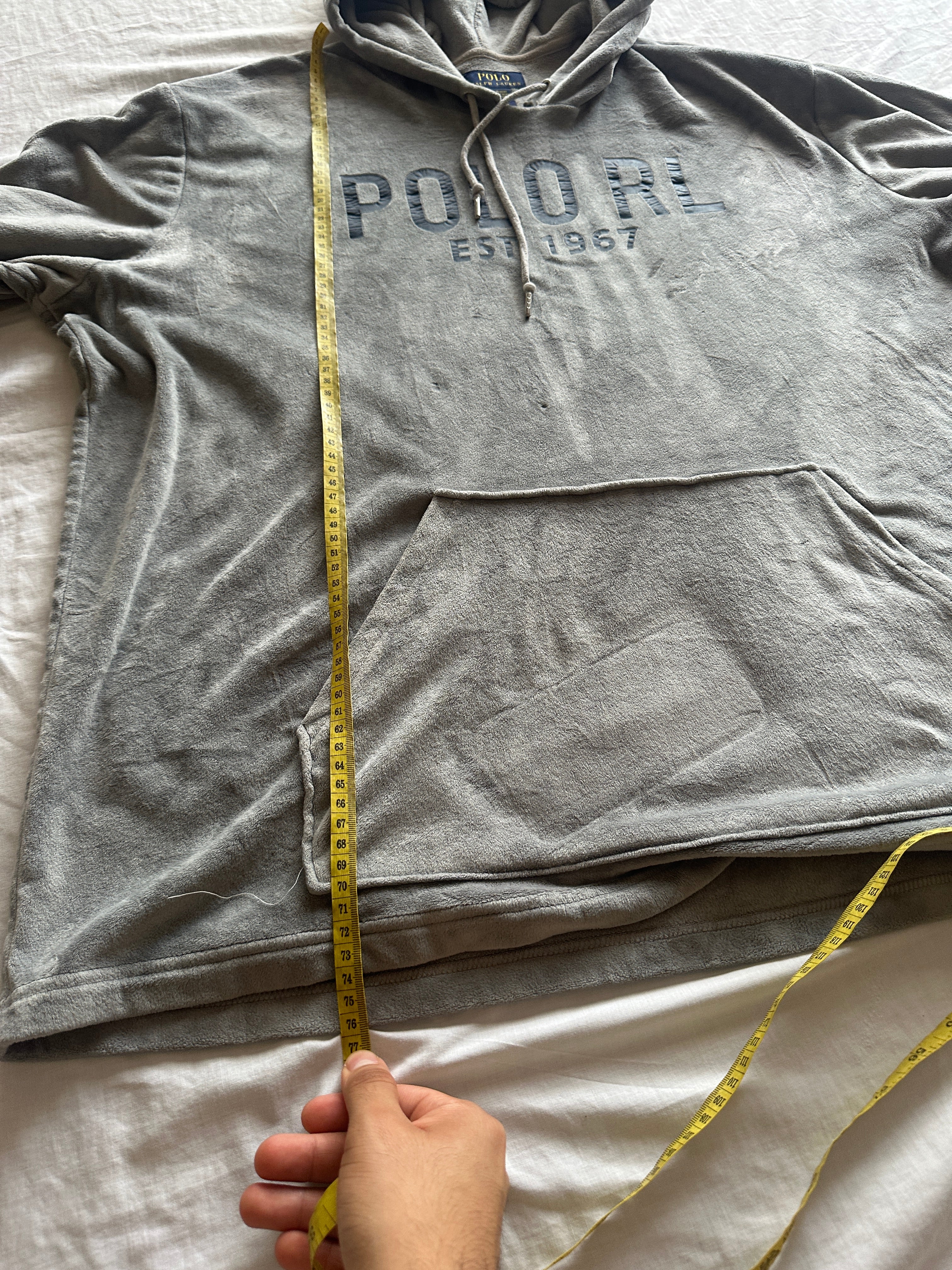 1. Ralph Lauren — Hoodie Polar, Talla L