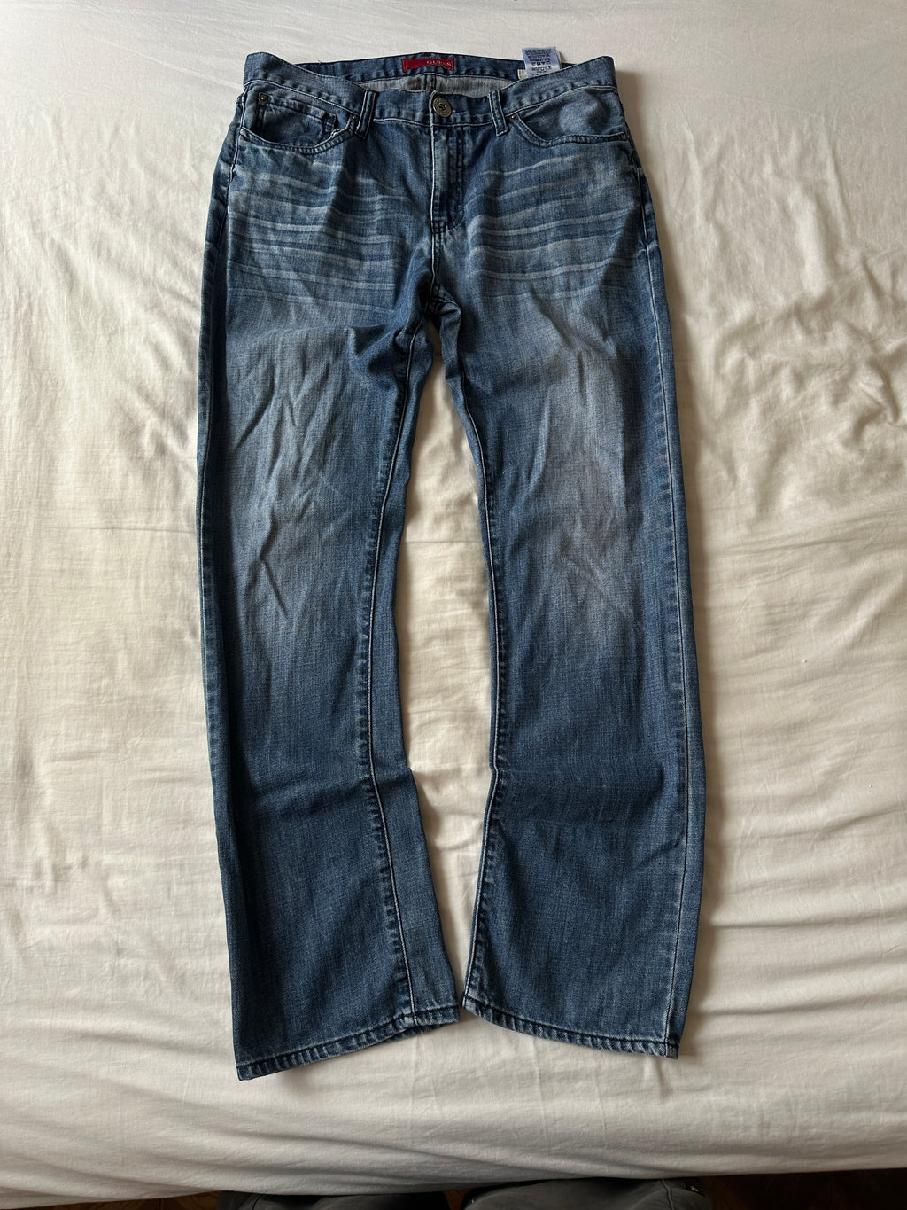 Guess — Jean Slimfit, Talla 34