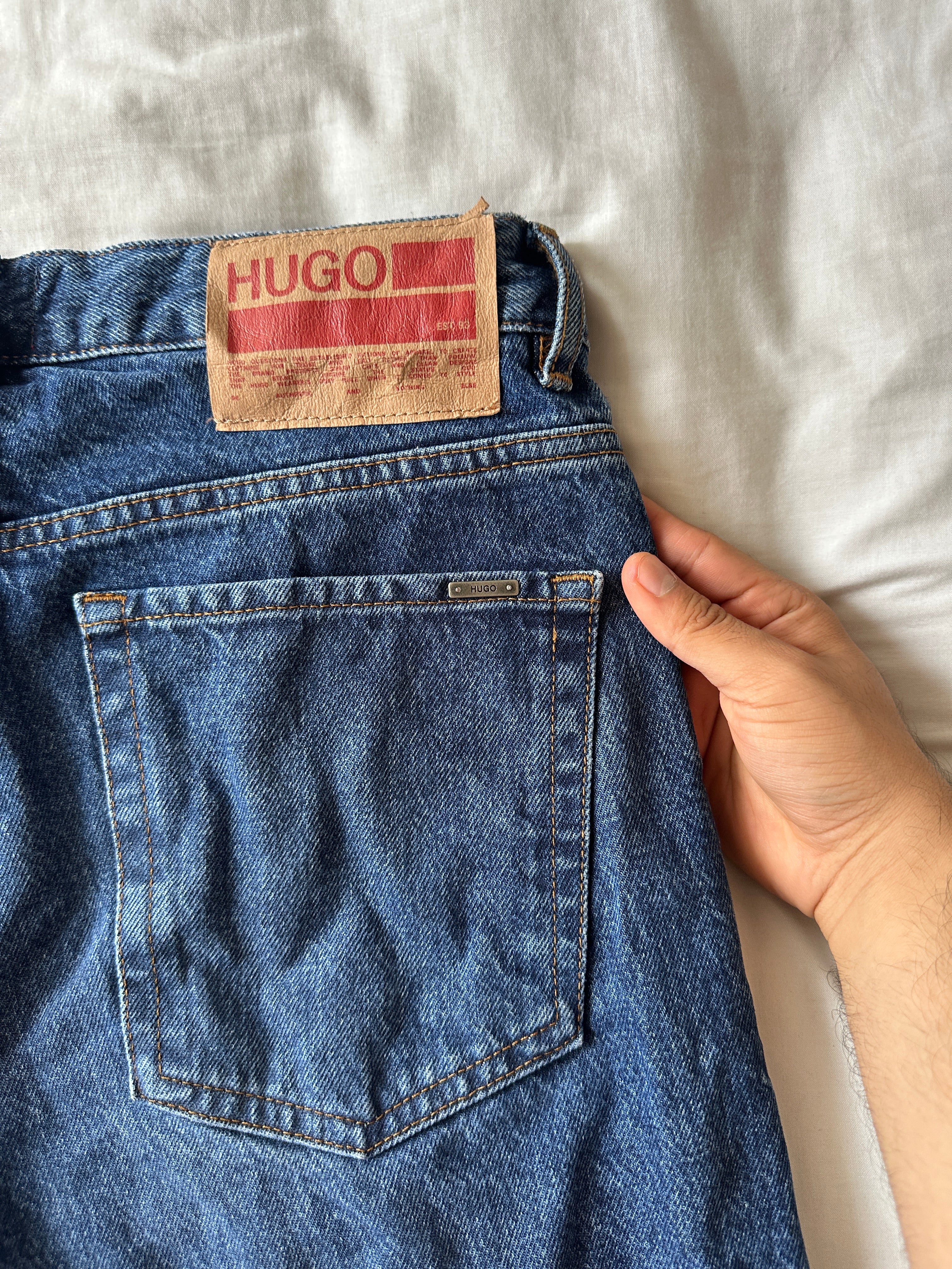 Hugo Boss — Denim Short, Talla 34