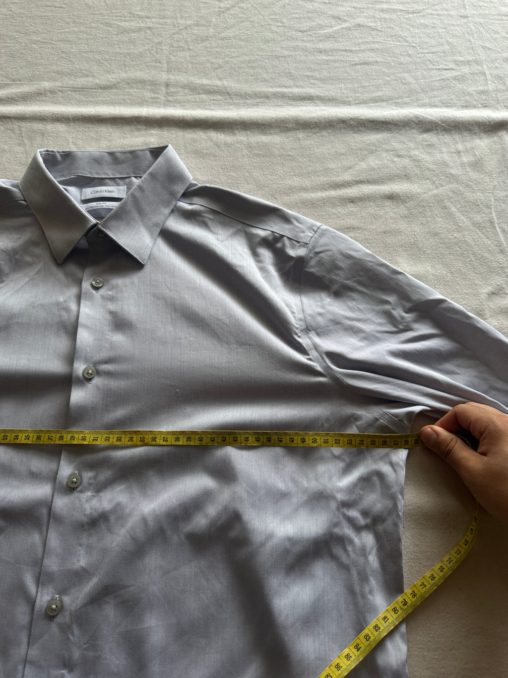 Calvin Klein — Camisa Plomo Claro, Talla L
