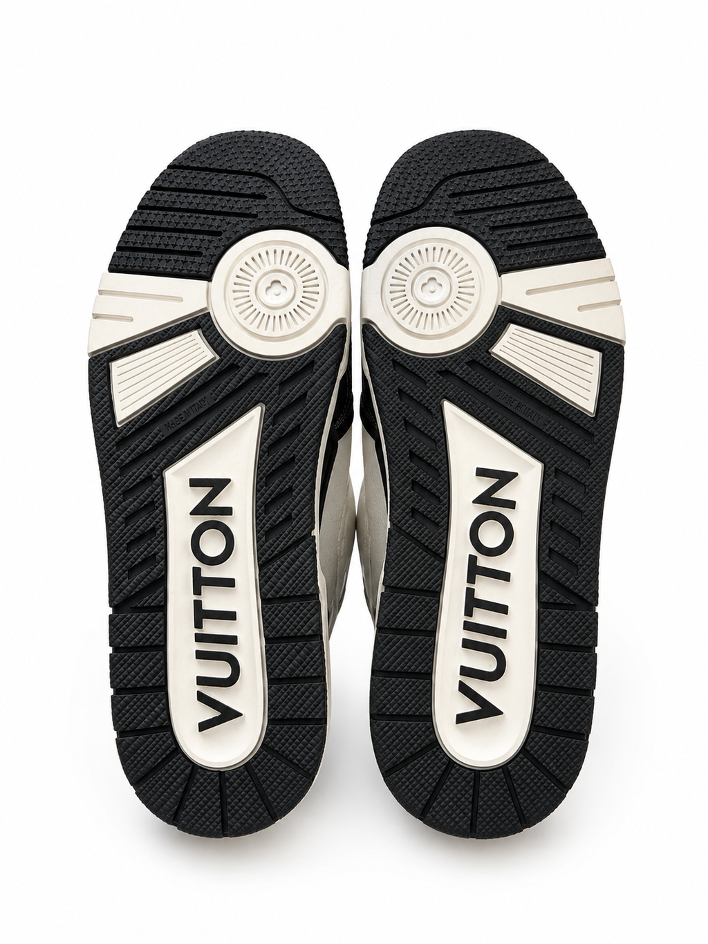 Louis Vuitton — Zapatillas, Talla 44