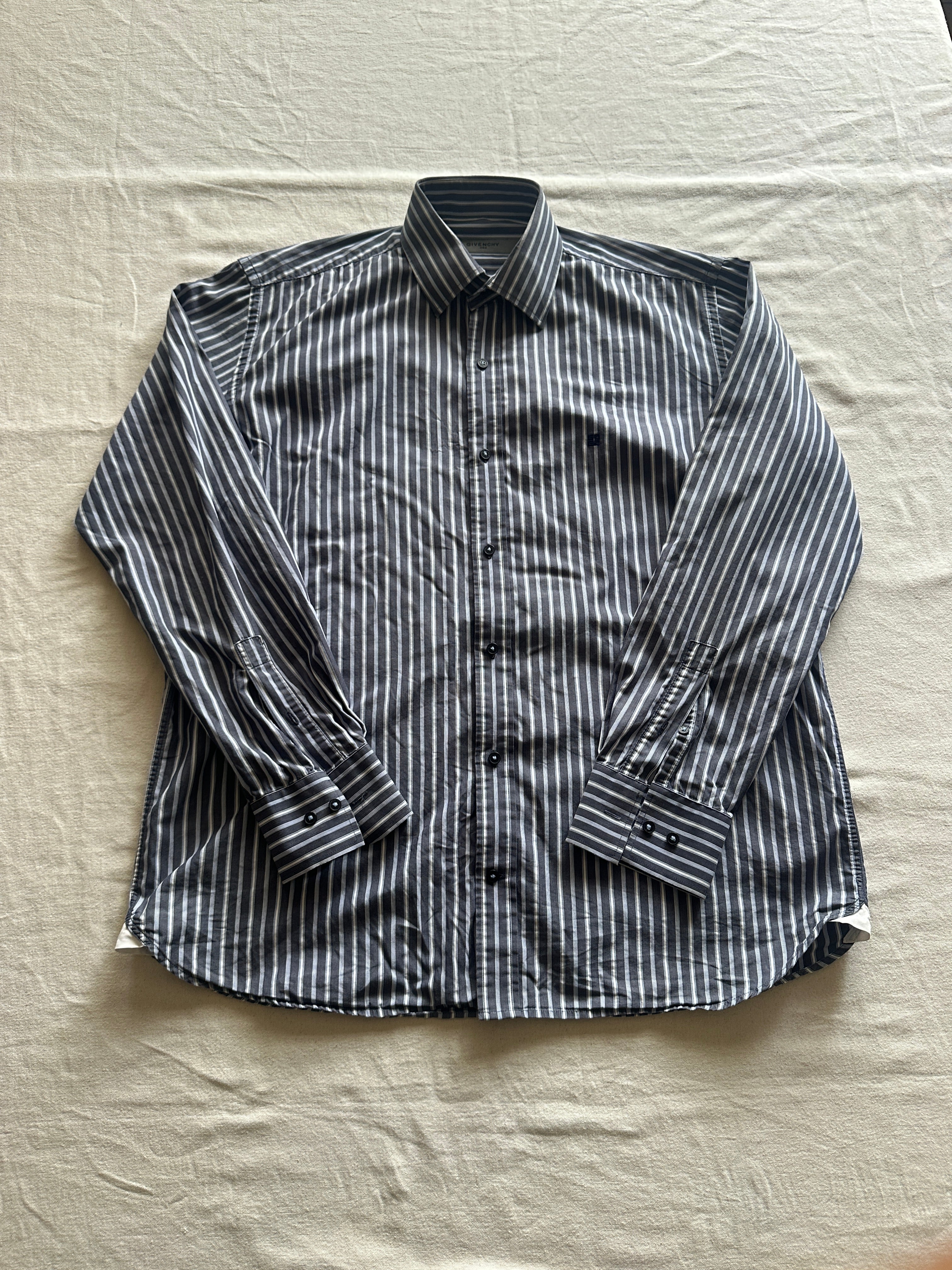 Givenchy — Camisa Rayas, Talla XL
