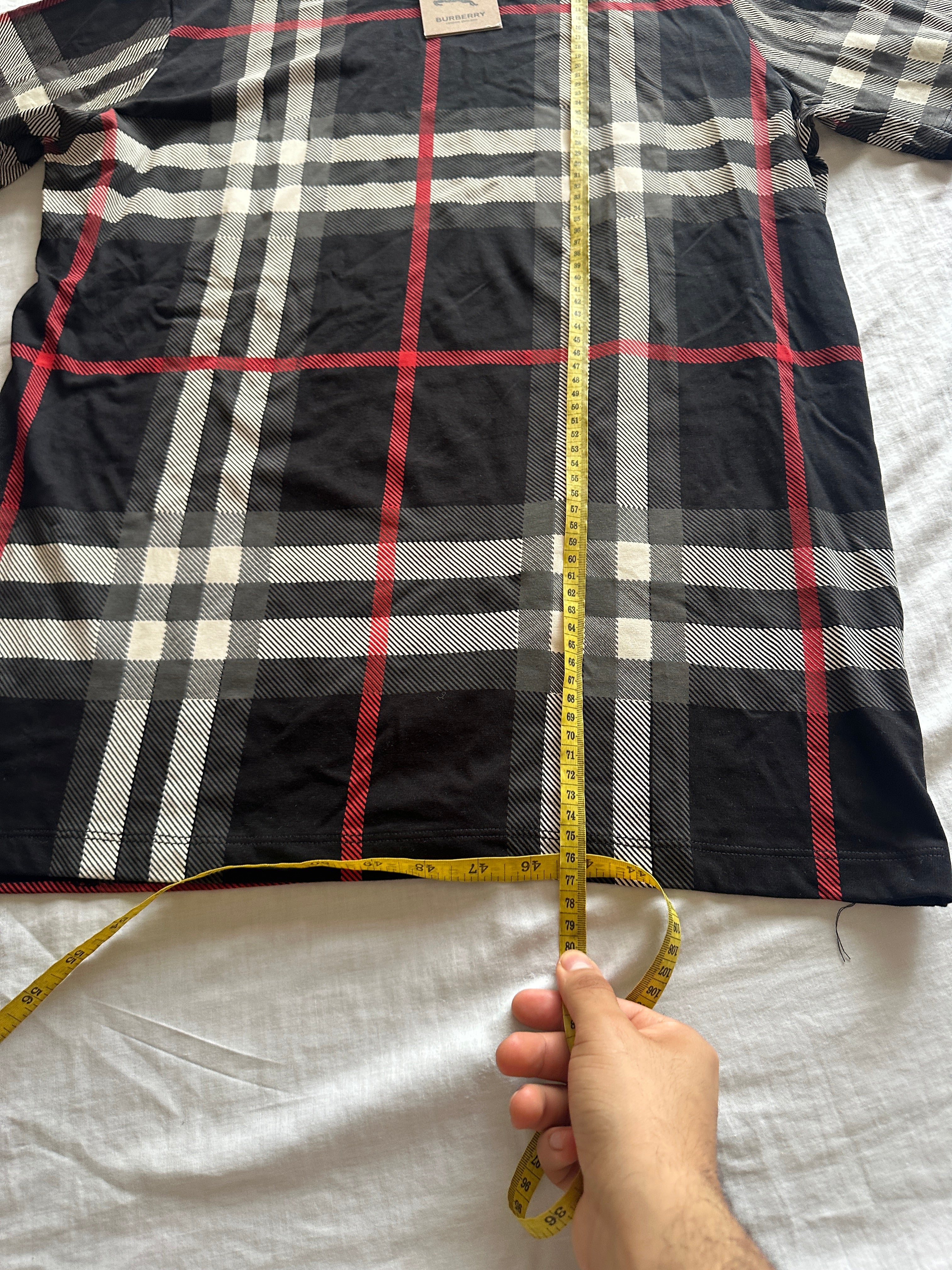 Burberry — Polo Negro, Talla S