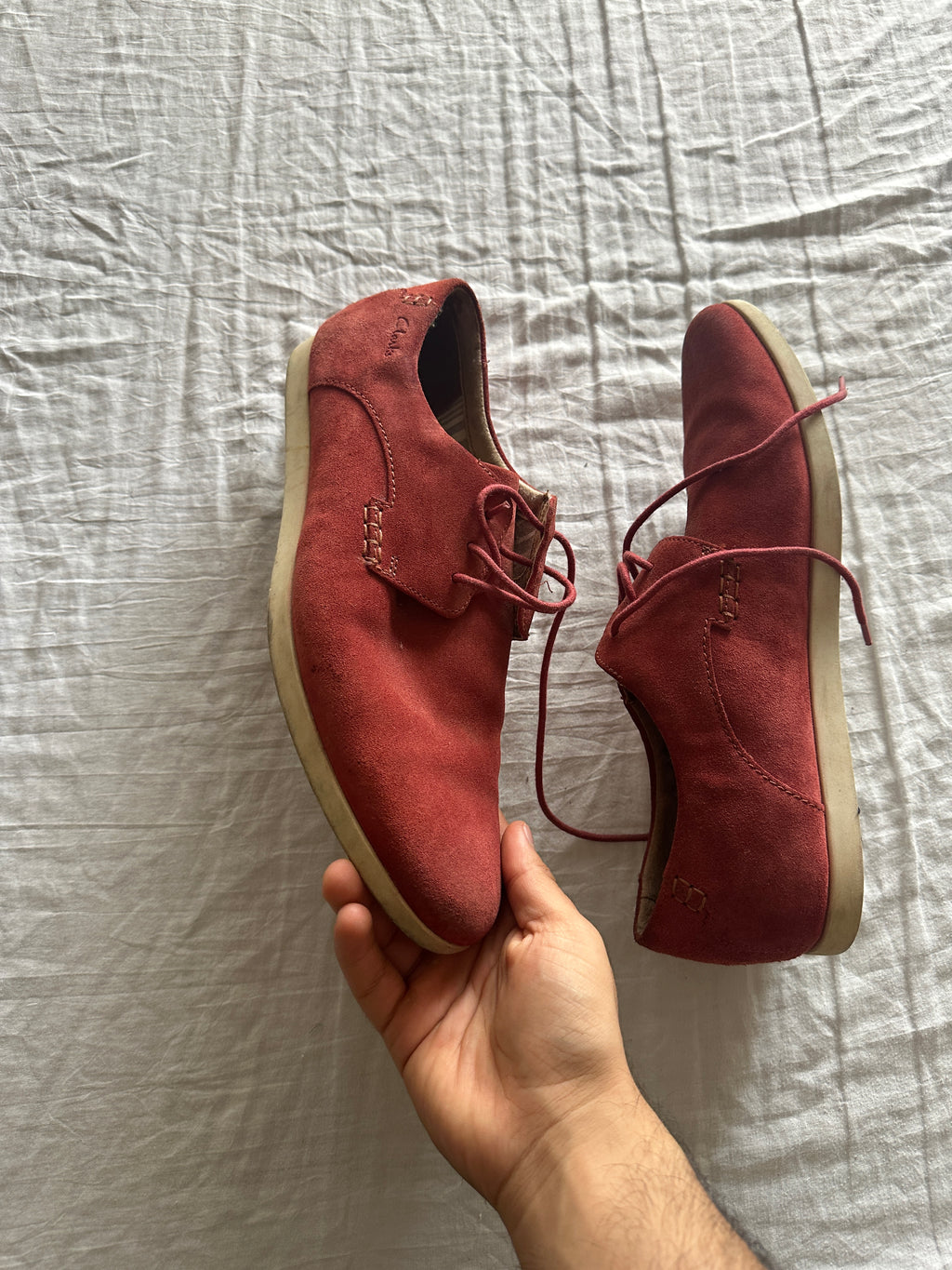 Clarks — Zapatos Gamuza Roja, Talla 45