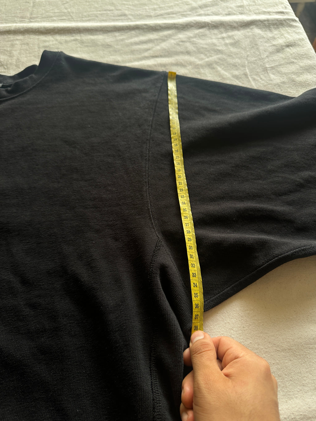Zara — Crewneck Negro, Talla XS