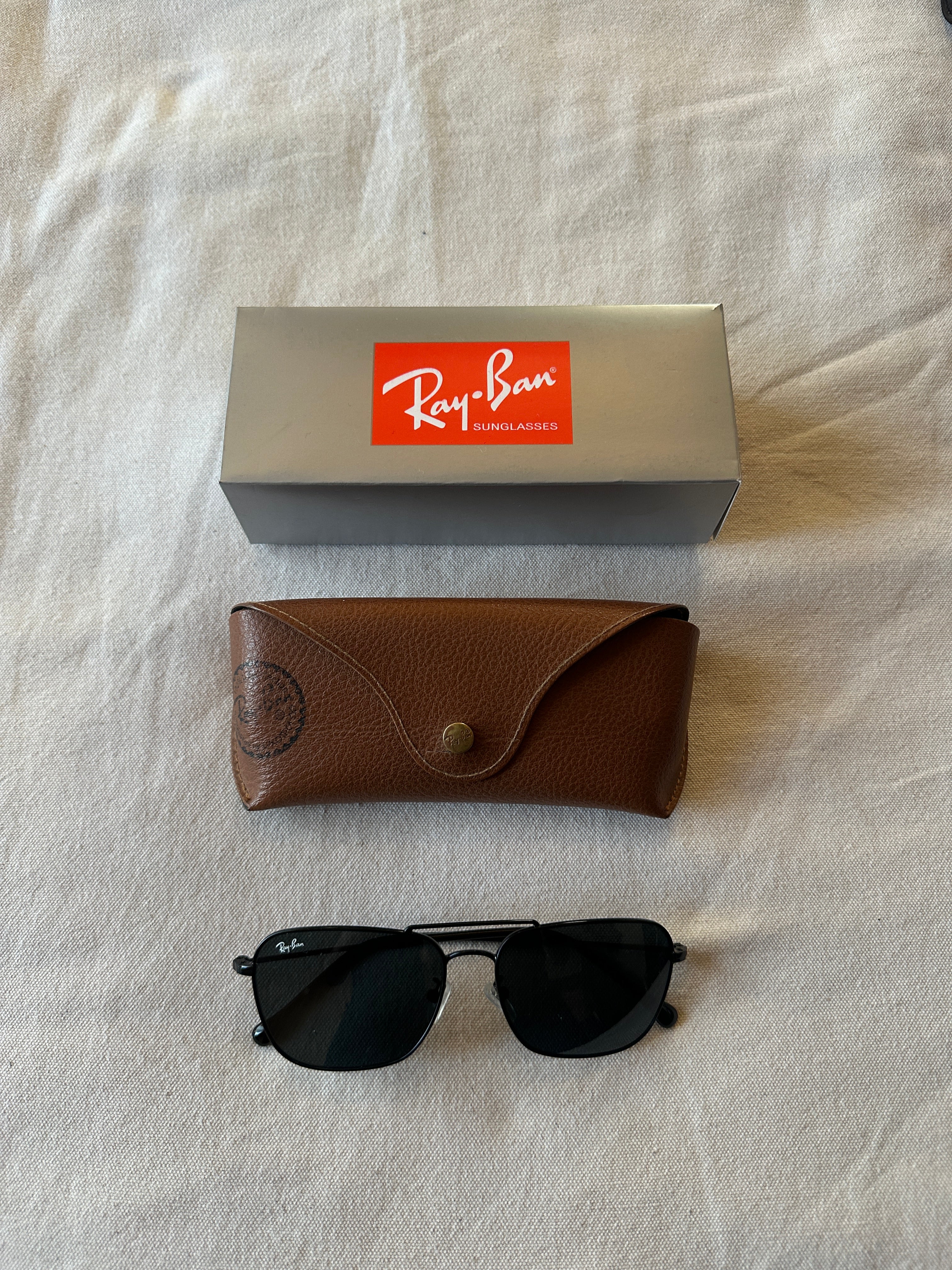Rayban — Caraban Hombre