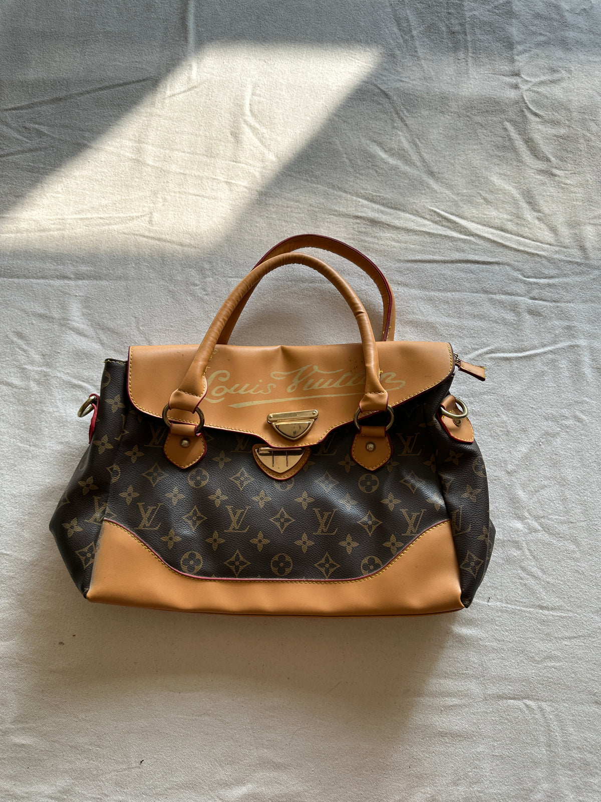 Louis Vuitton Monogram Canvas Beverly GM