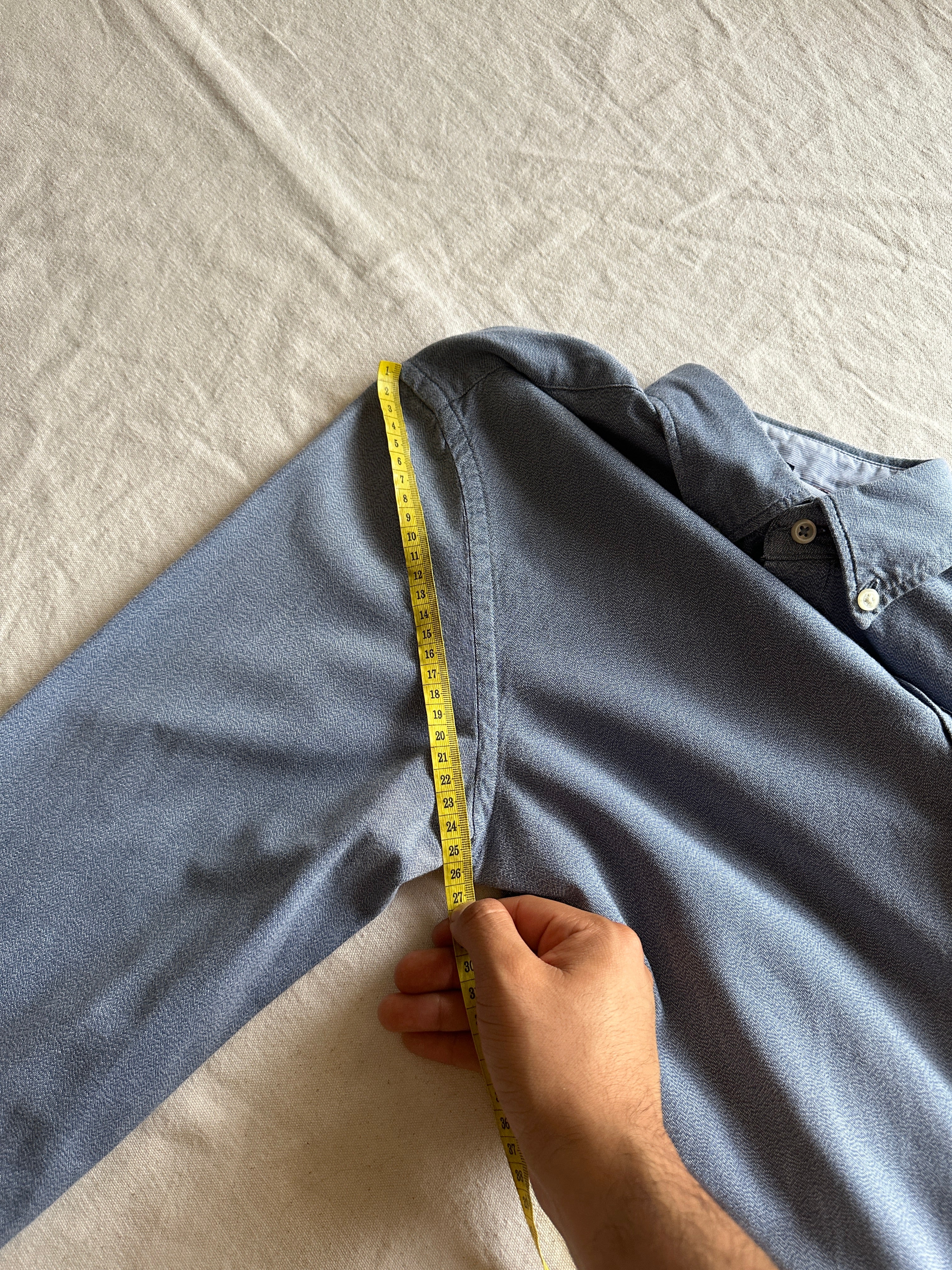 1. Tommy Hilfiger — Camisa Plomo Claro, Talla S