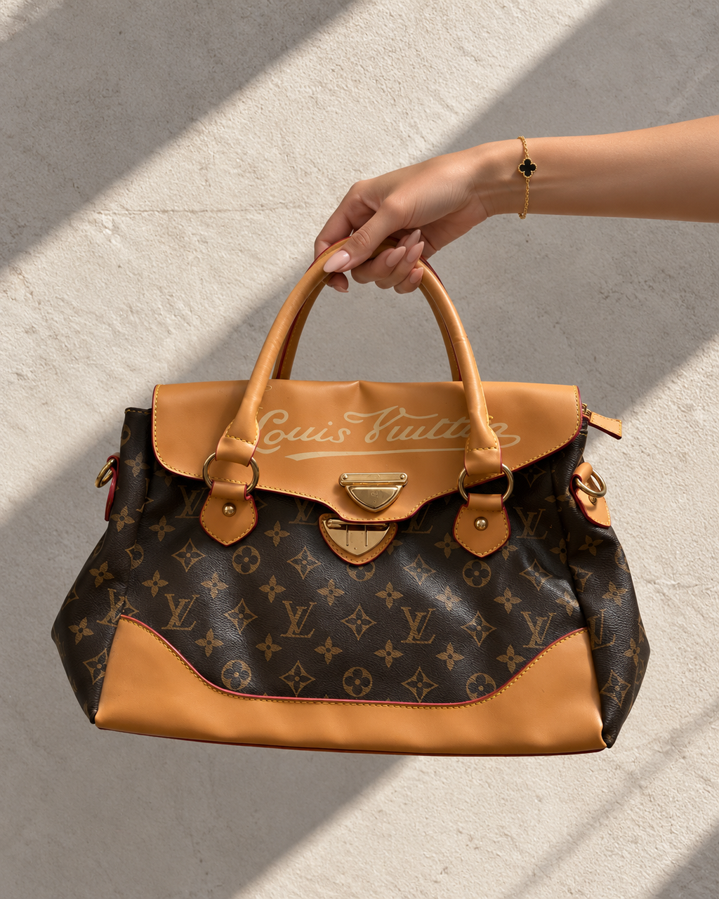 Louis Vuitton Monogram Canvas Beverly GM