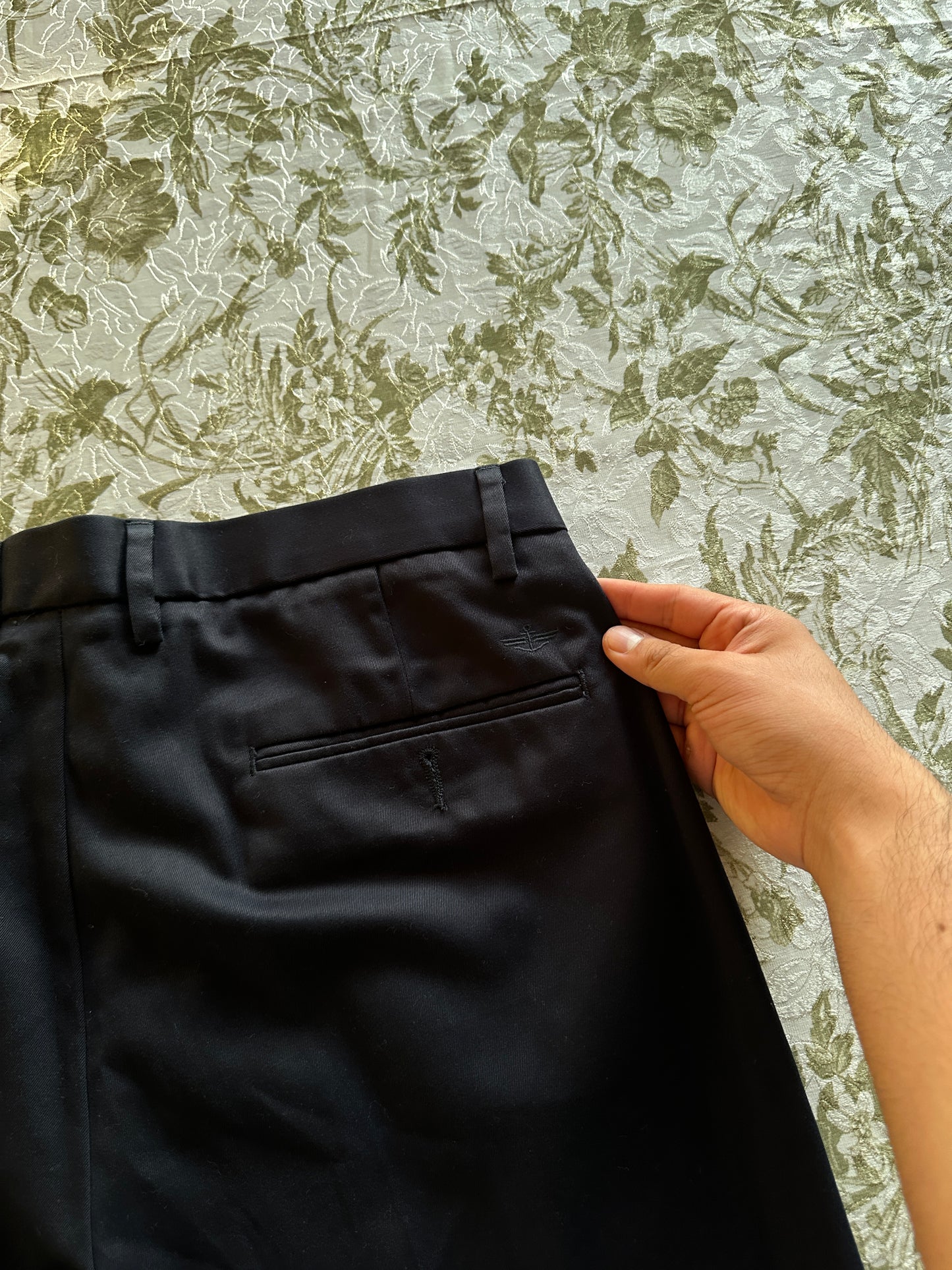 Dockers - T33
