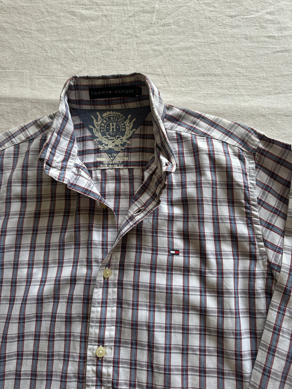 1. Tommy Hilfiger — Camisa Cuadros, Talla S