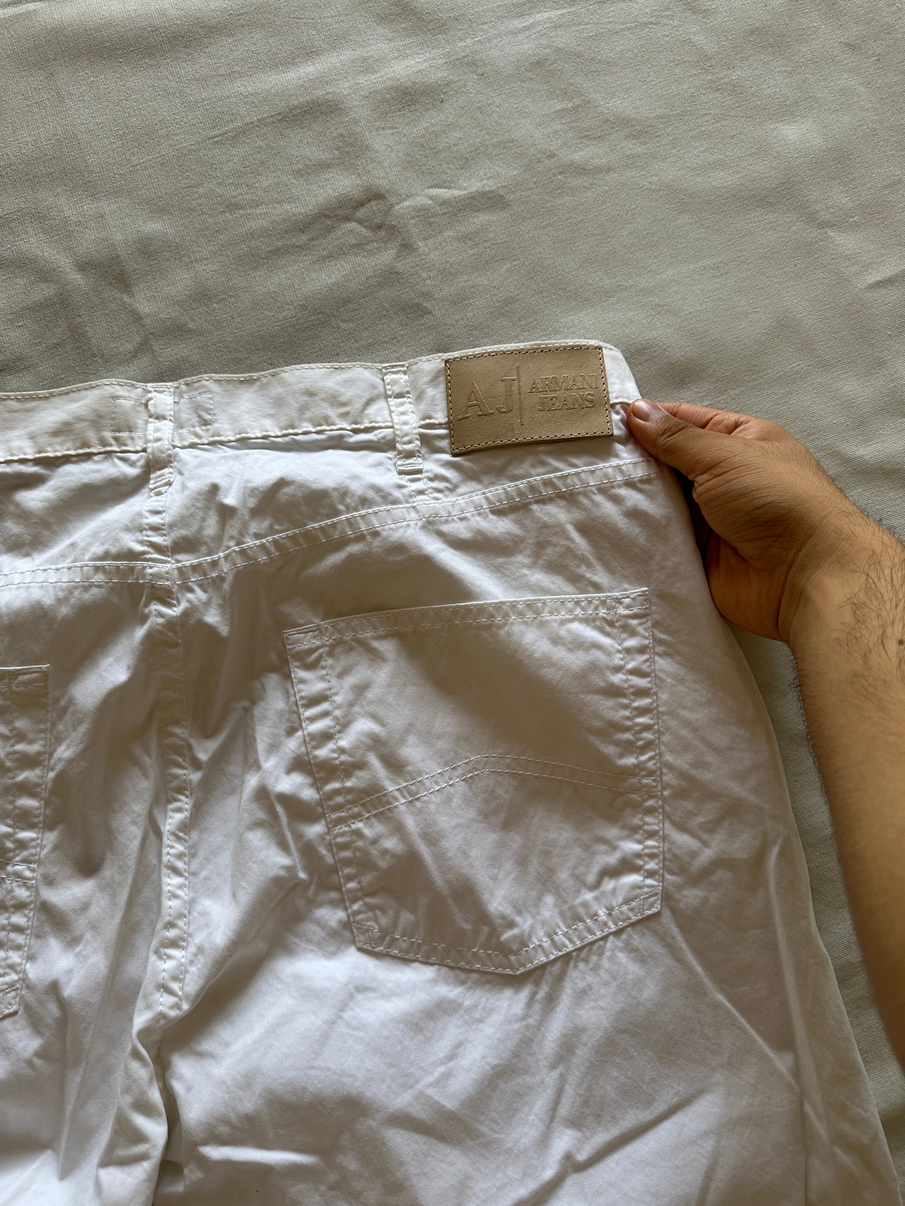 Armani Exchange — Pantalón Blanco, Talla 36