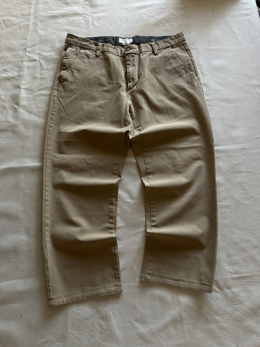 Dockers - T34