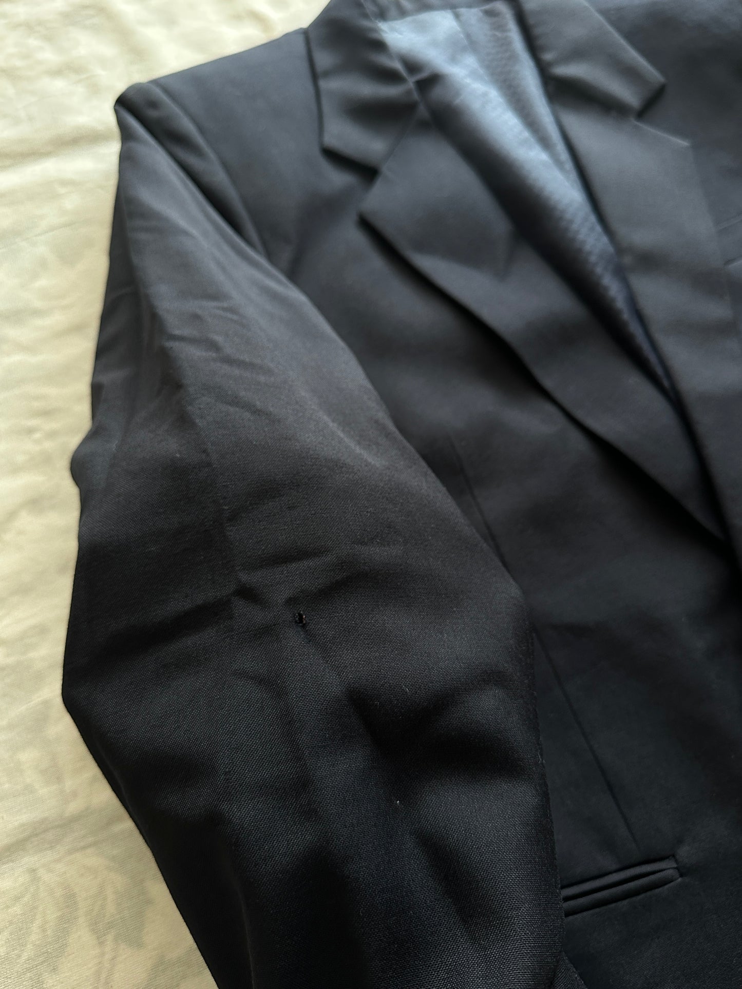 Suit - L