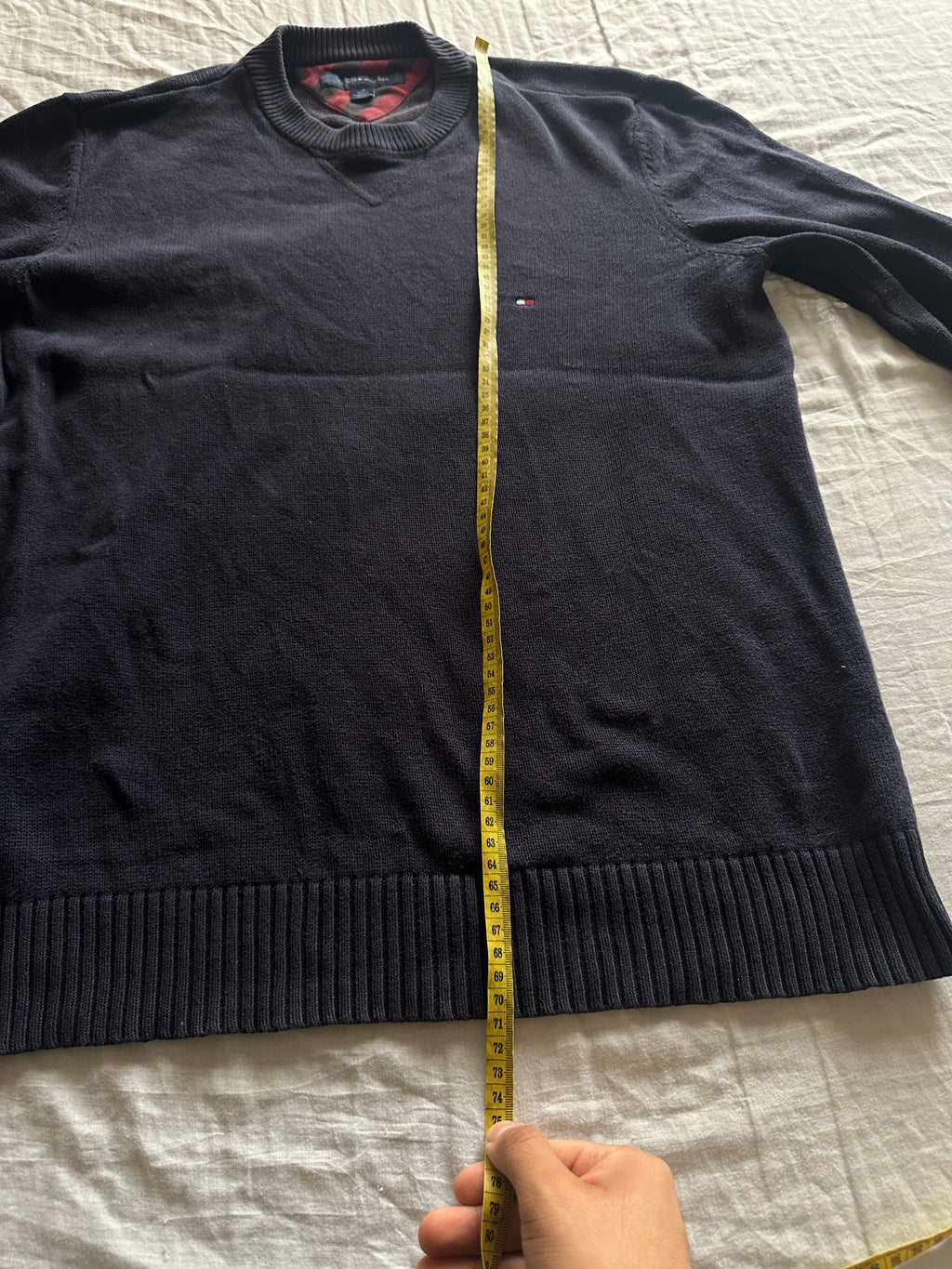 1. Tommy Hilfiger — Sweater Negro, Talla M