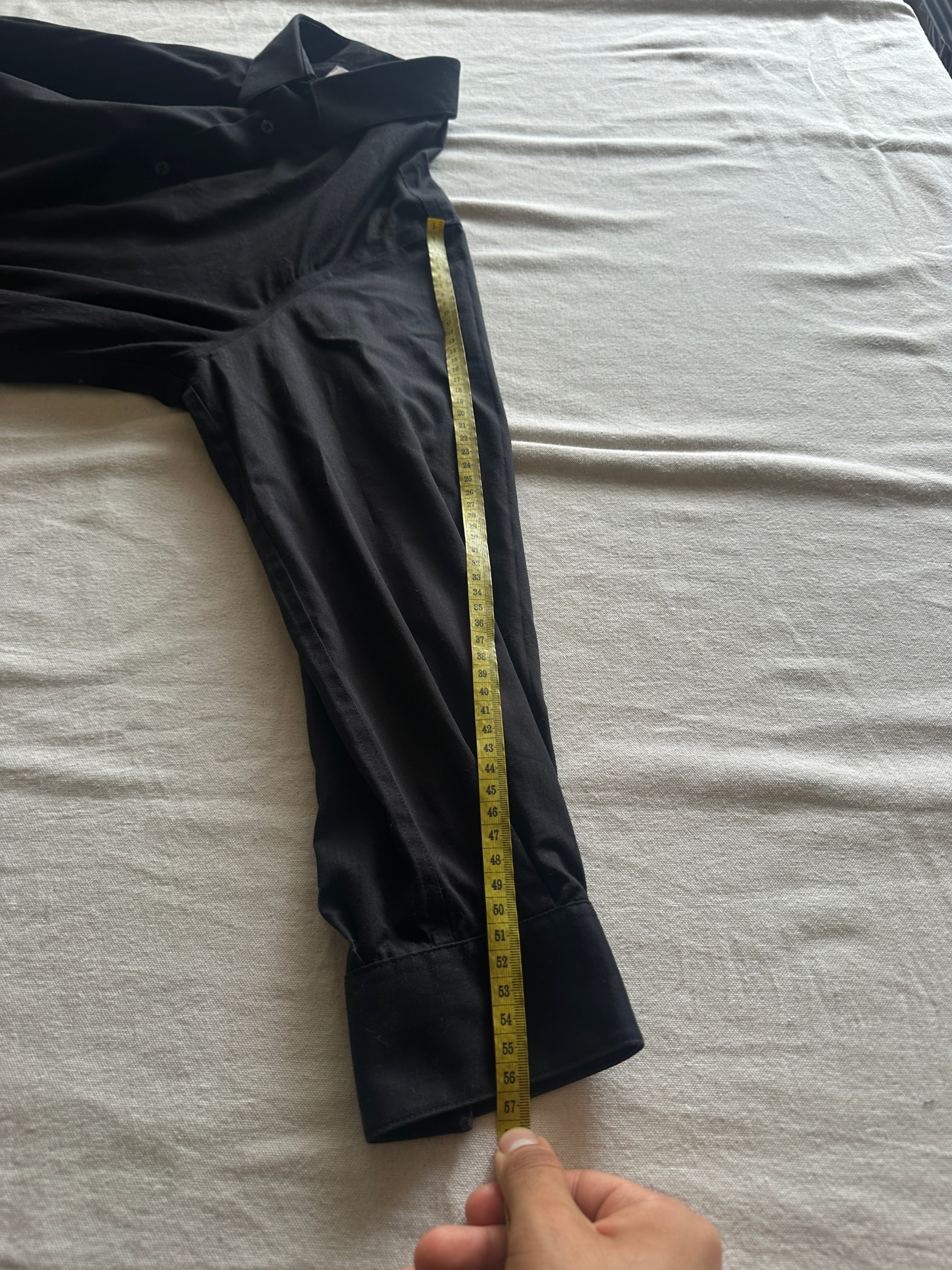 Calvin Klein — Camisa Negra Slimfit, Talla L