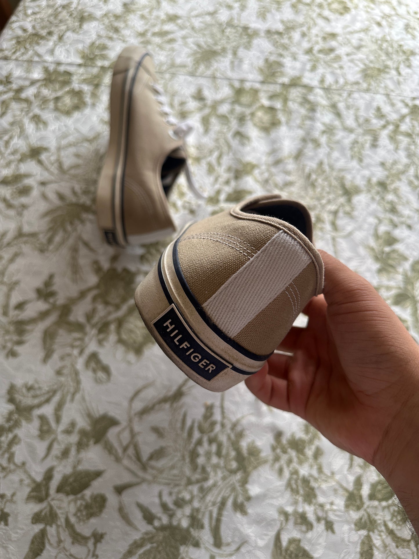 Tommy Hilfiger - T43
