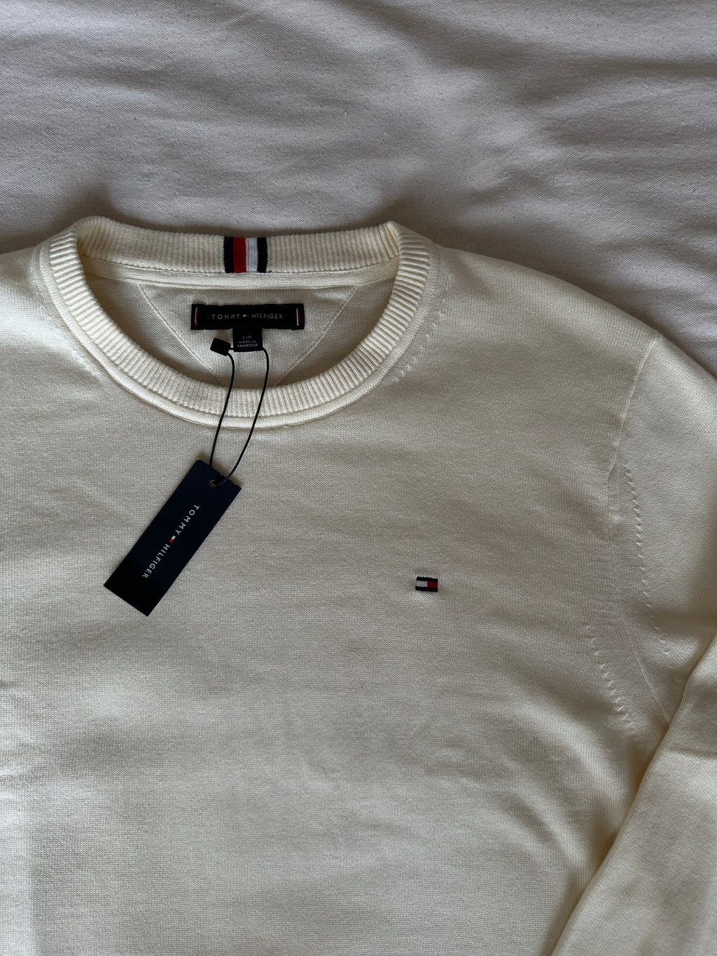Tommy Hilfiger — Talla M