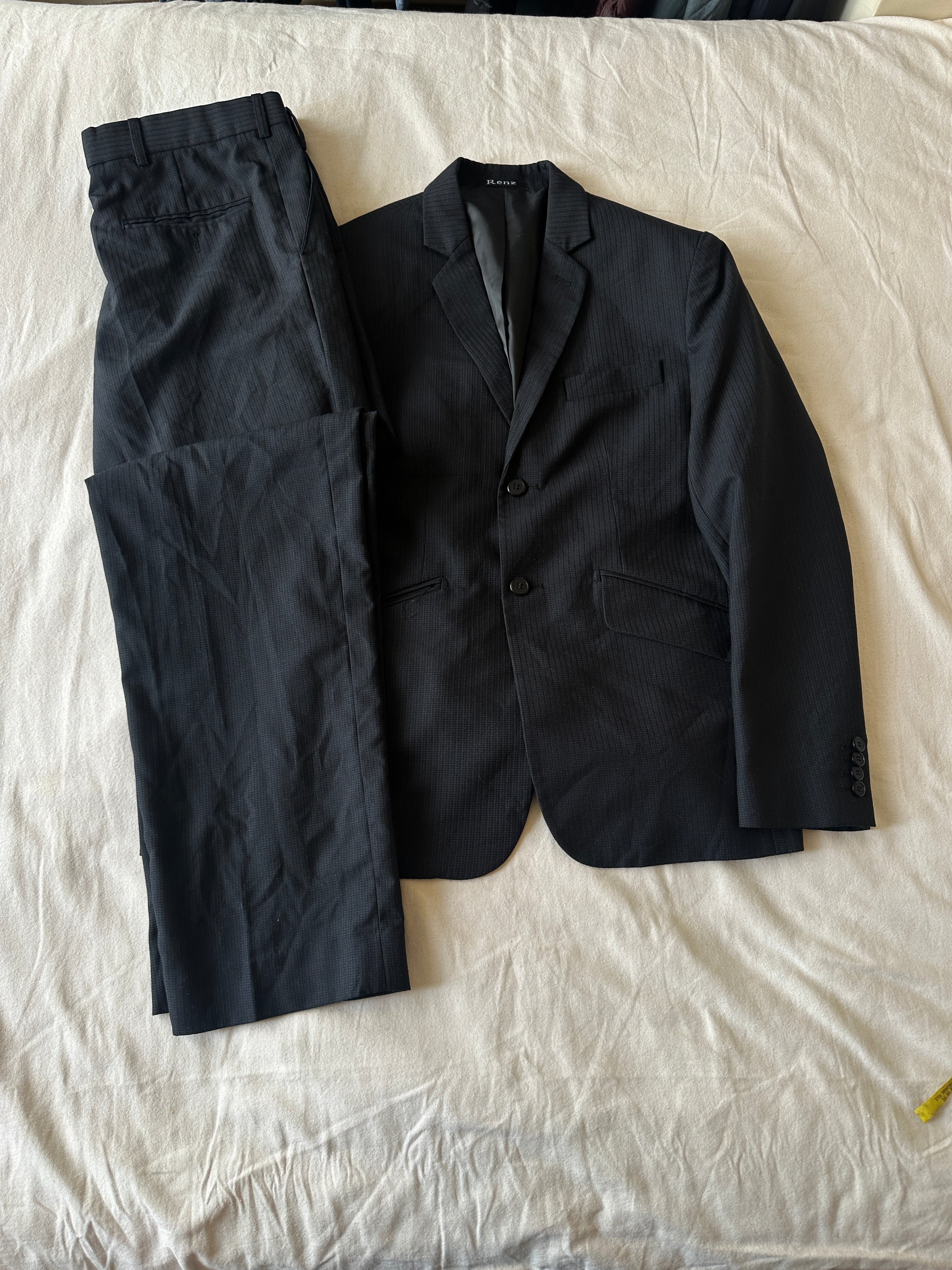 Barrington — Terno Negro, Talla L