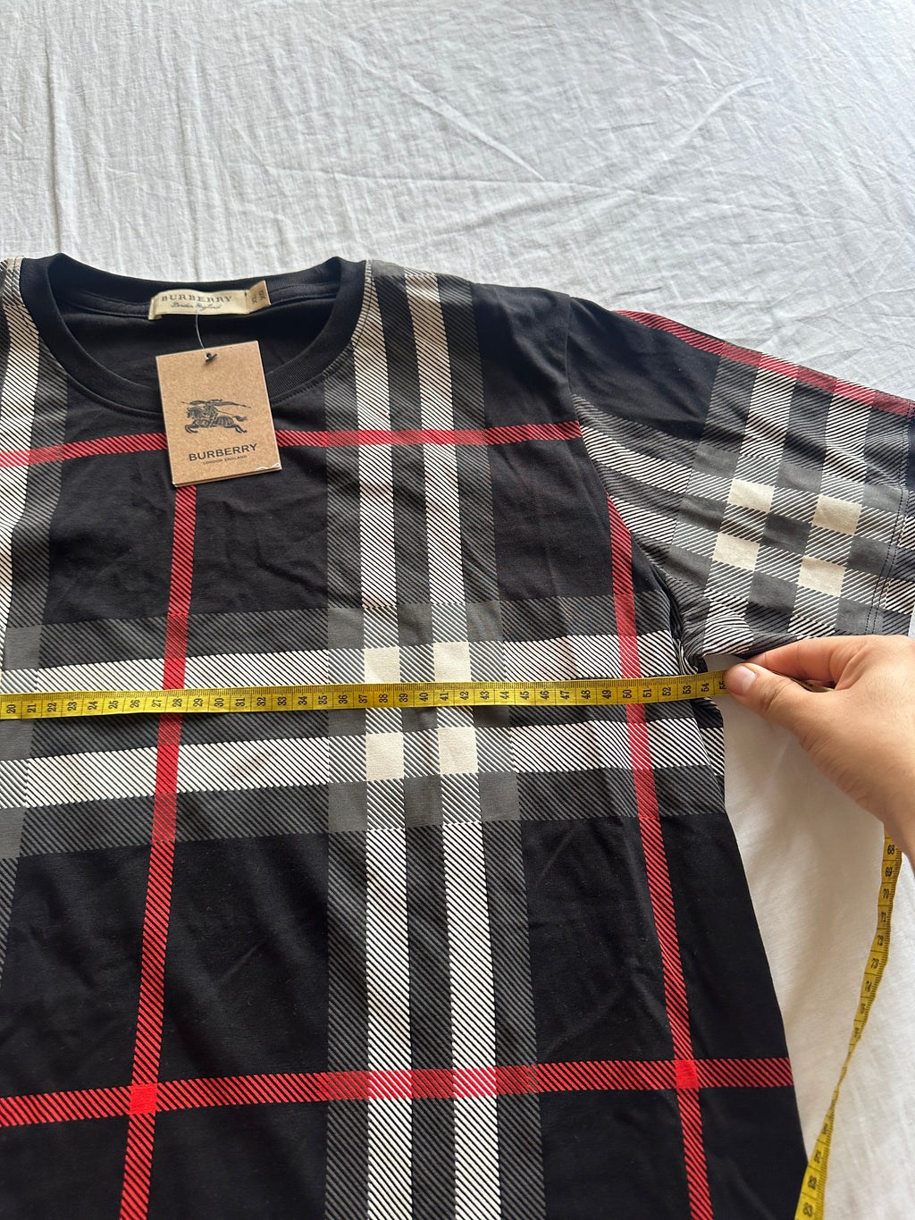 Burberry — Polo Negro, Talla S