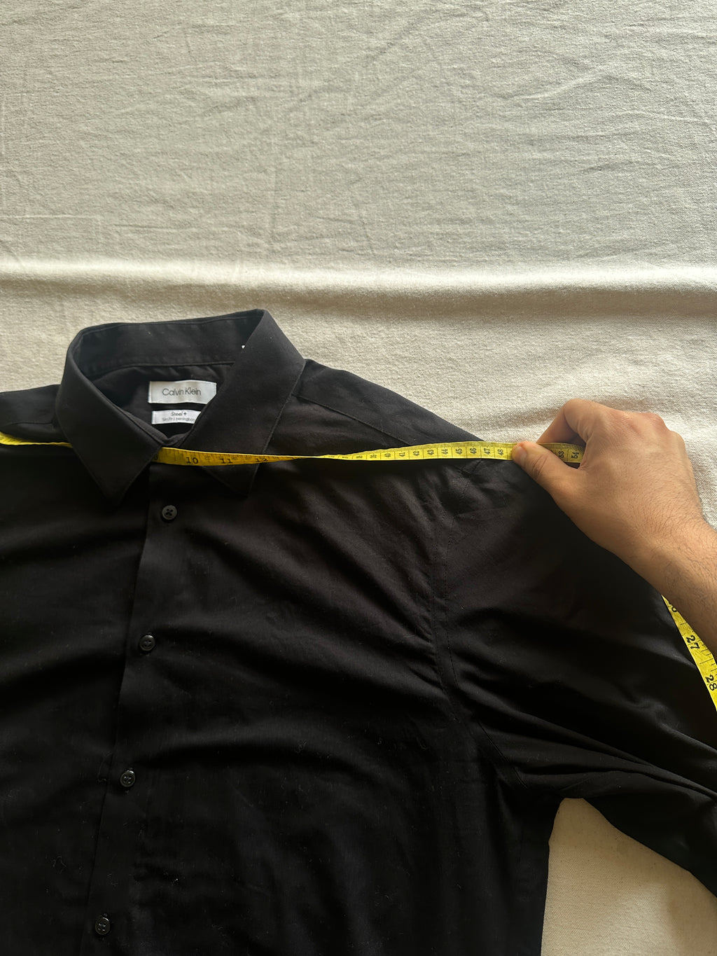 Calvin Klein — Camisa Negra Slimfit, Talla L