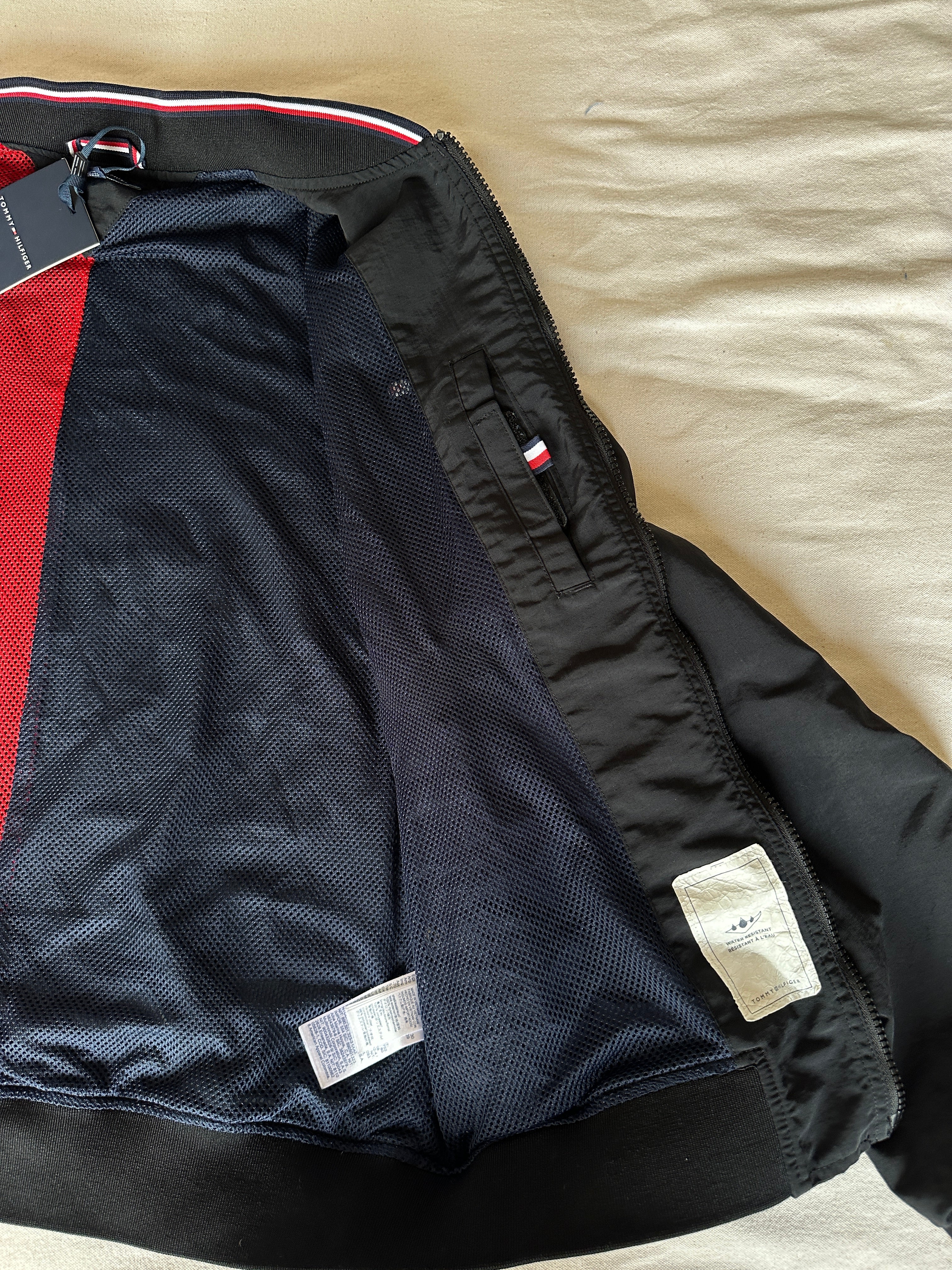 Tommy Hilfiger - Talla M