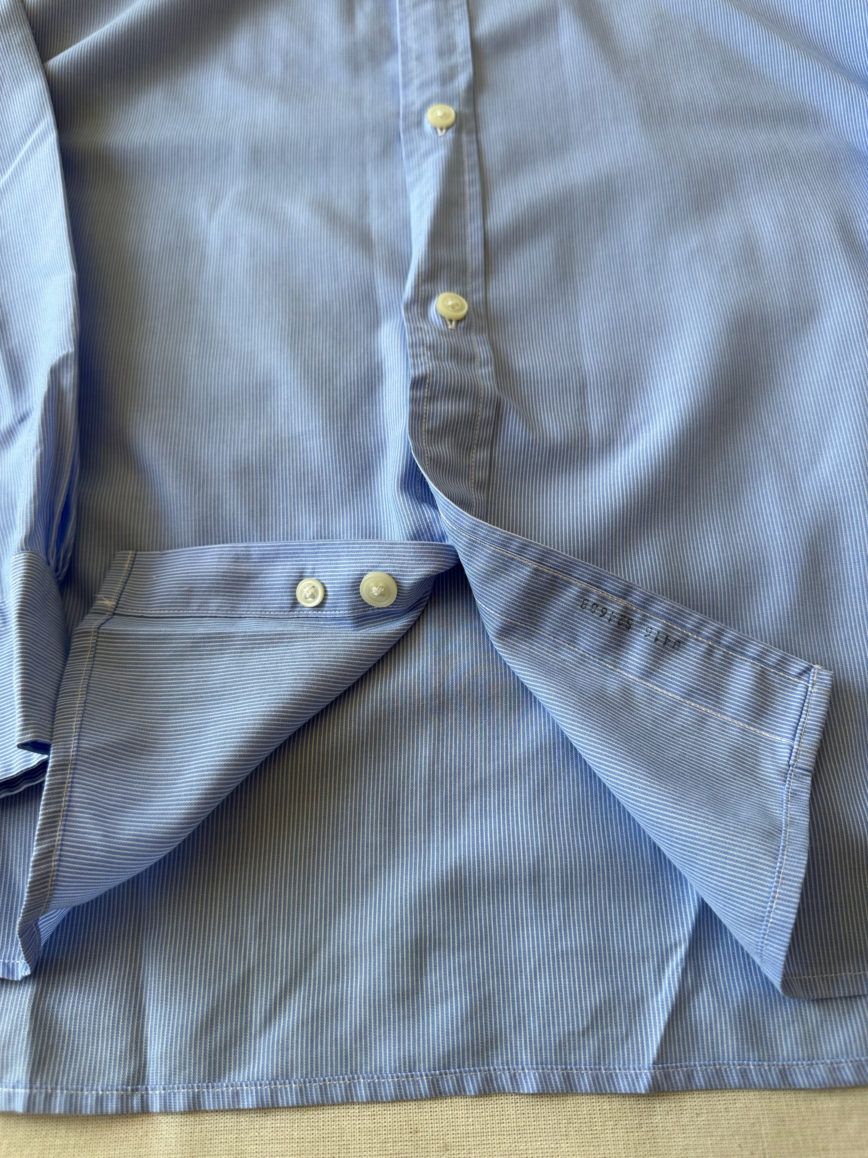 Brooks Brothers — Camisa Celeste, Talla L